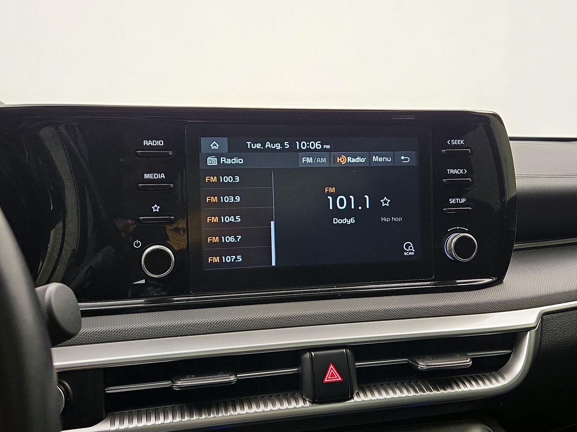 Thumbnail: 2021 Kia K5 - 15