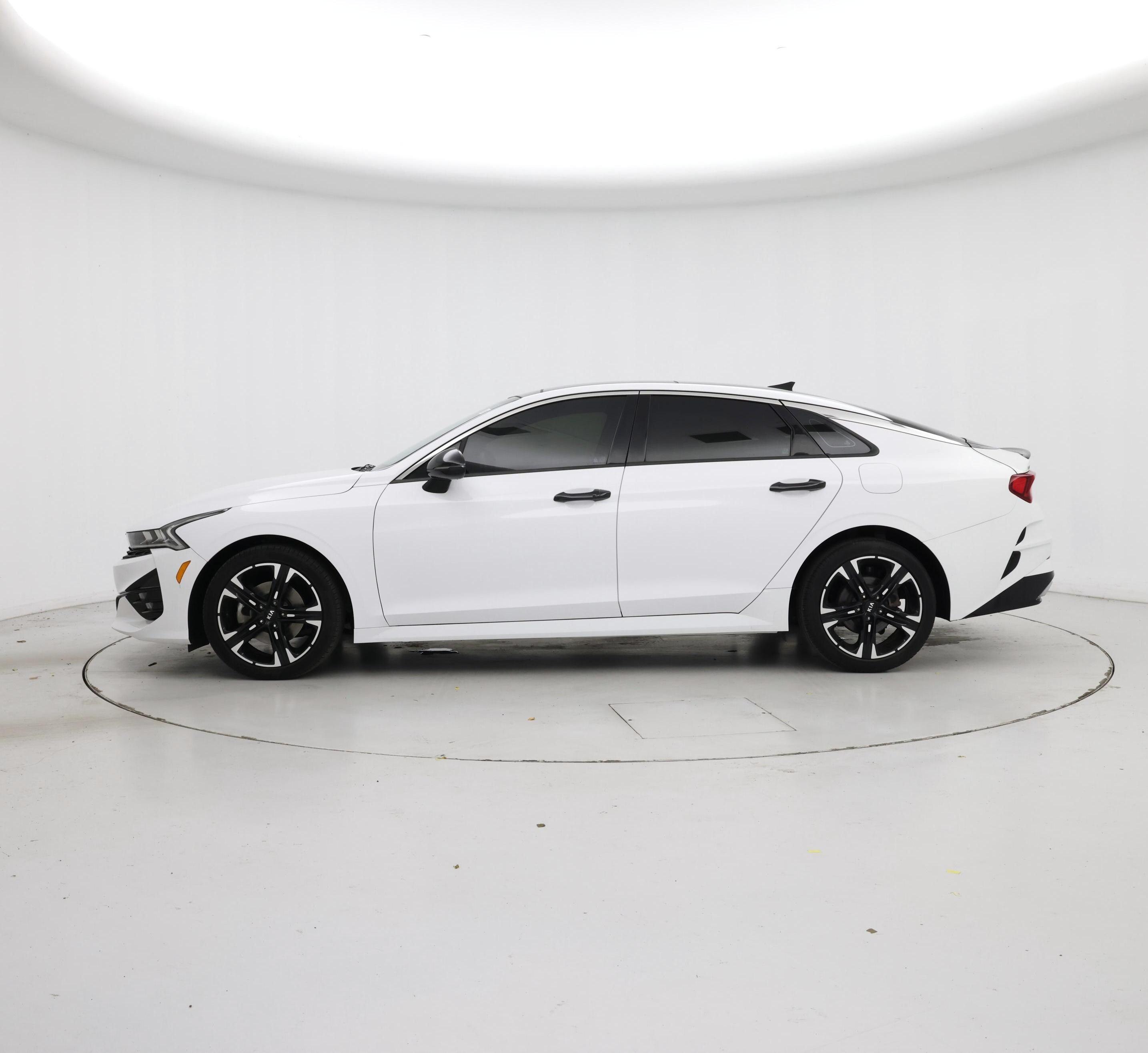 Thumbnail: 2021 Kia K5 - 3