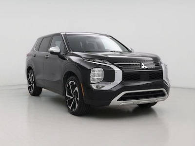 Black 2022 Mitsubishi Outlander SE Launch Edition