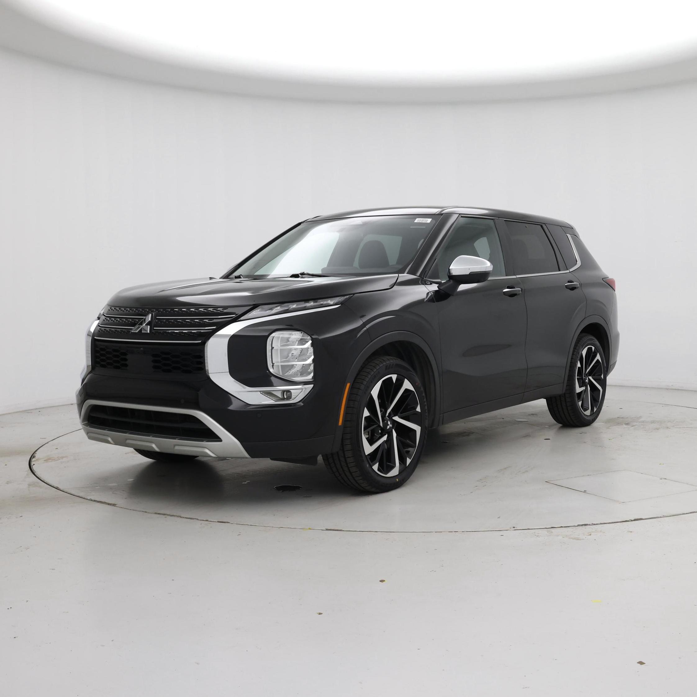 Thumbnail: 2022 Mitsubishi Outlander - 4