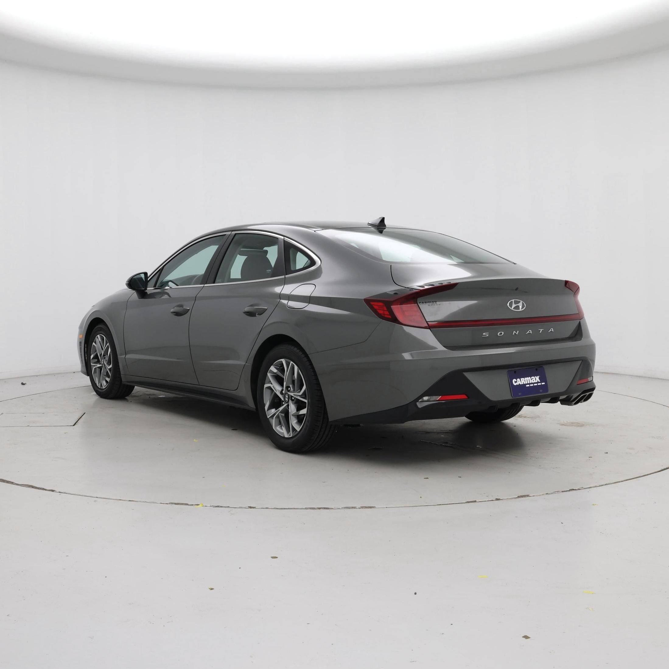 Thumbnail: 2023 Hyundai Sonata - 2