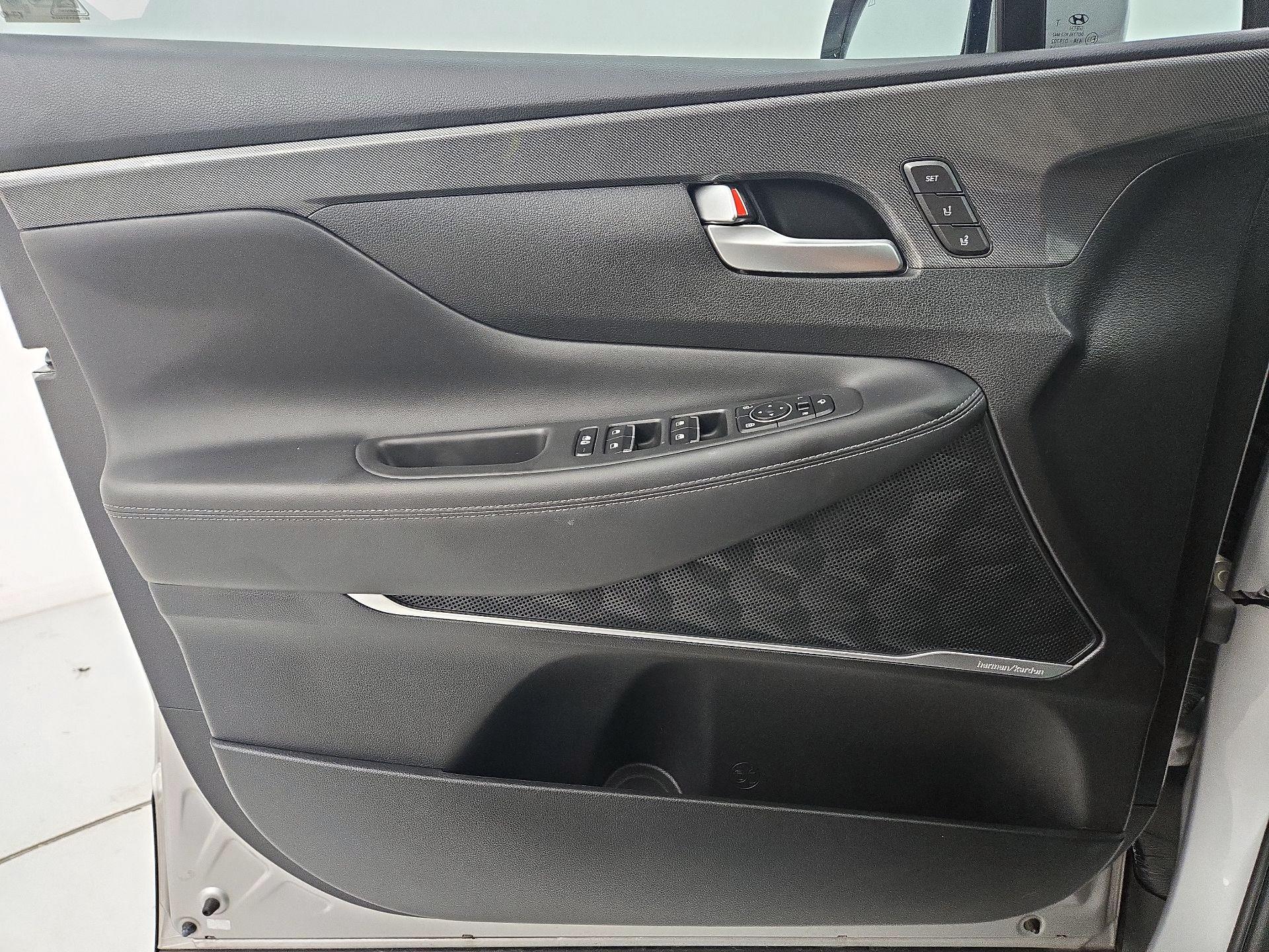 Thumbnail: 2022 Hyundai Santa Fe - 12