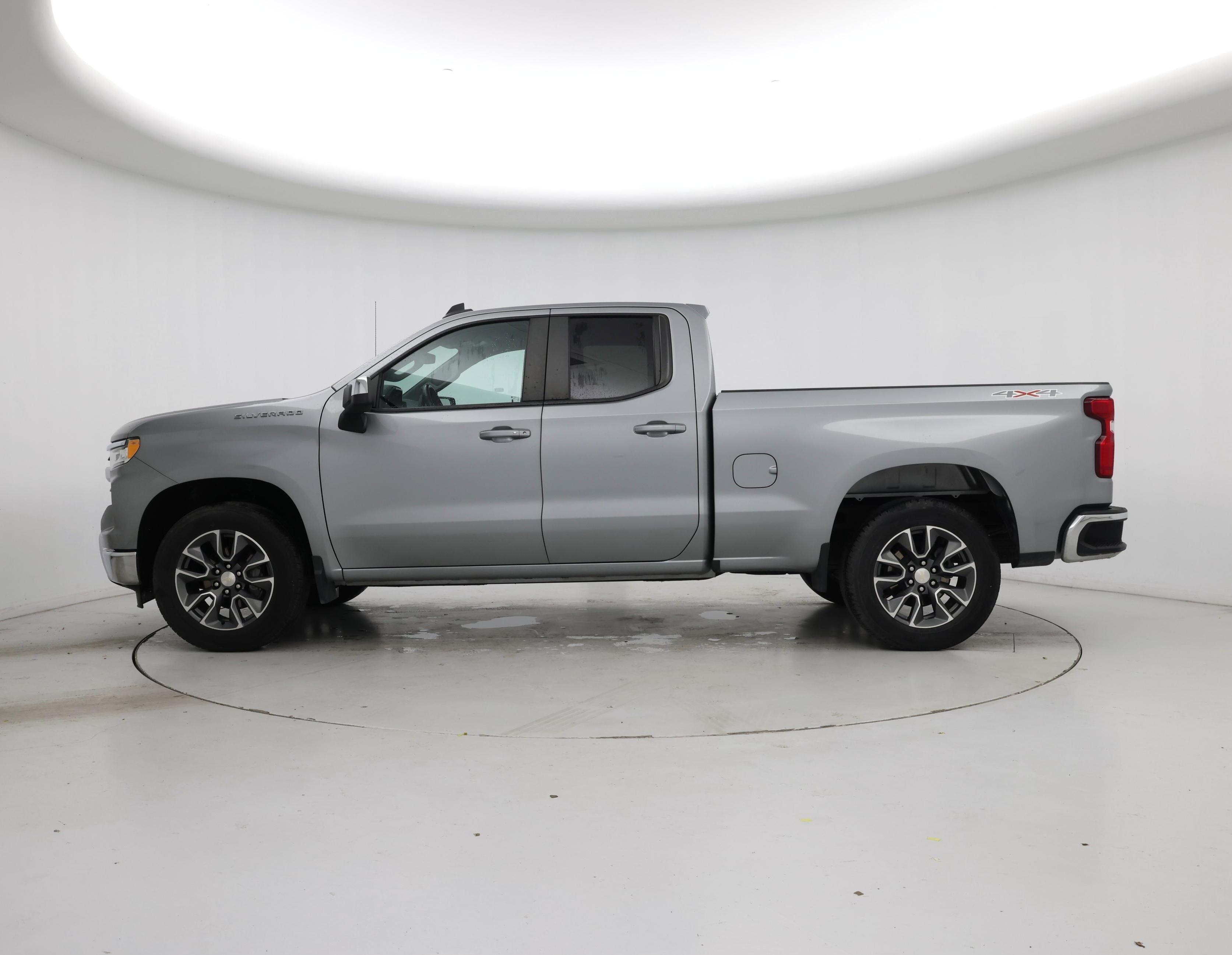 Thumbnail: 2023 Chevrolet Silverado 1500 - 3