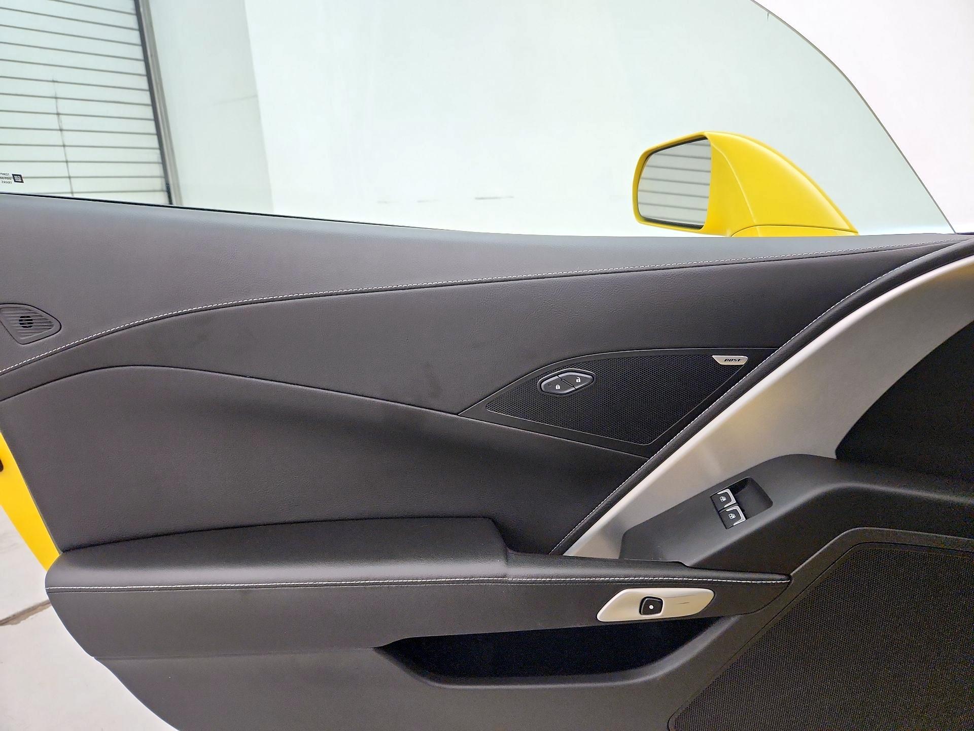 Thumbnail: 2014 Chevrolet Corvette - 12