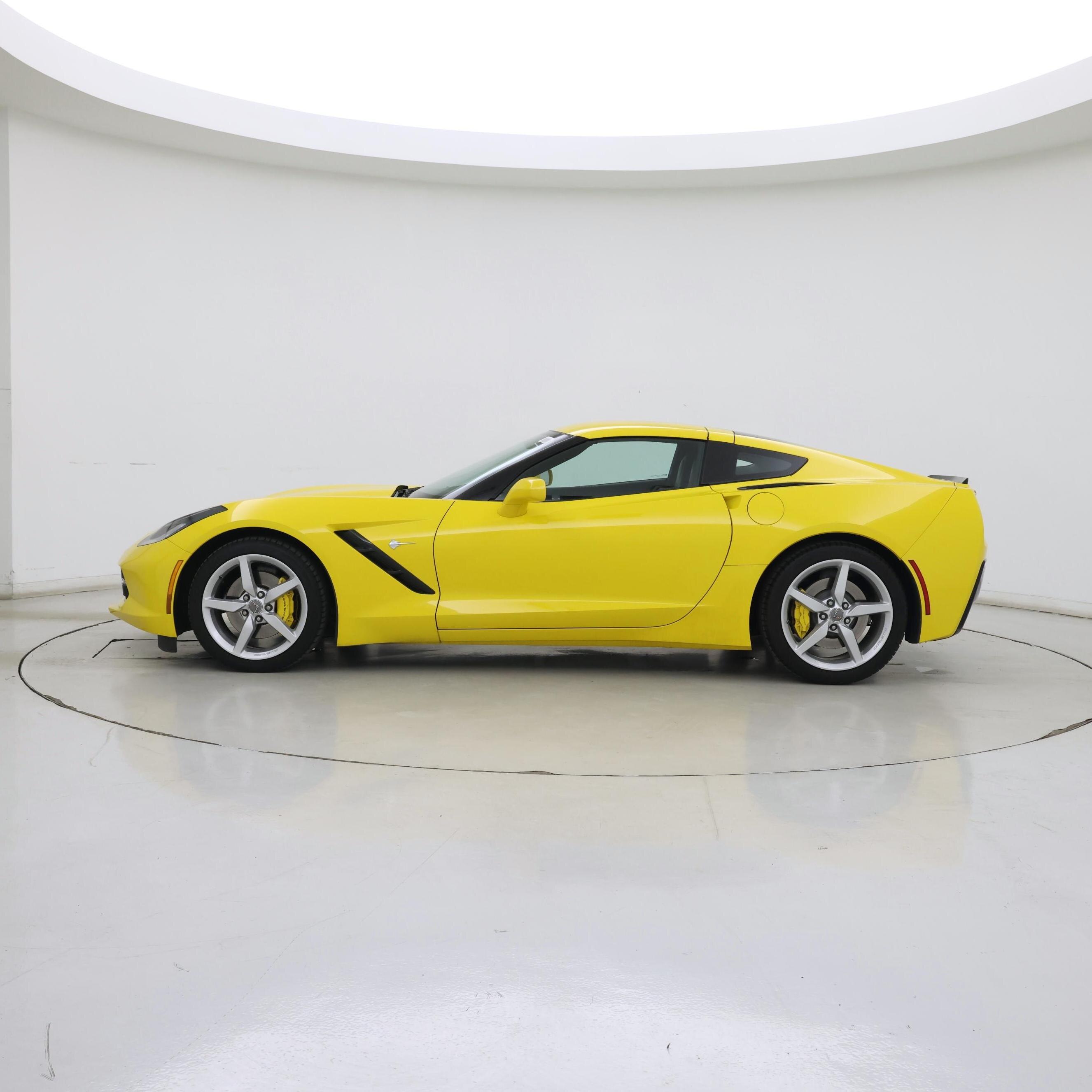 Thumbnail: 2014 Chevrolet Corvette - 3