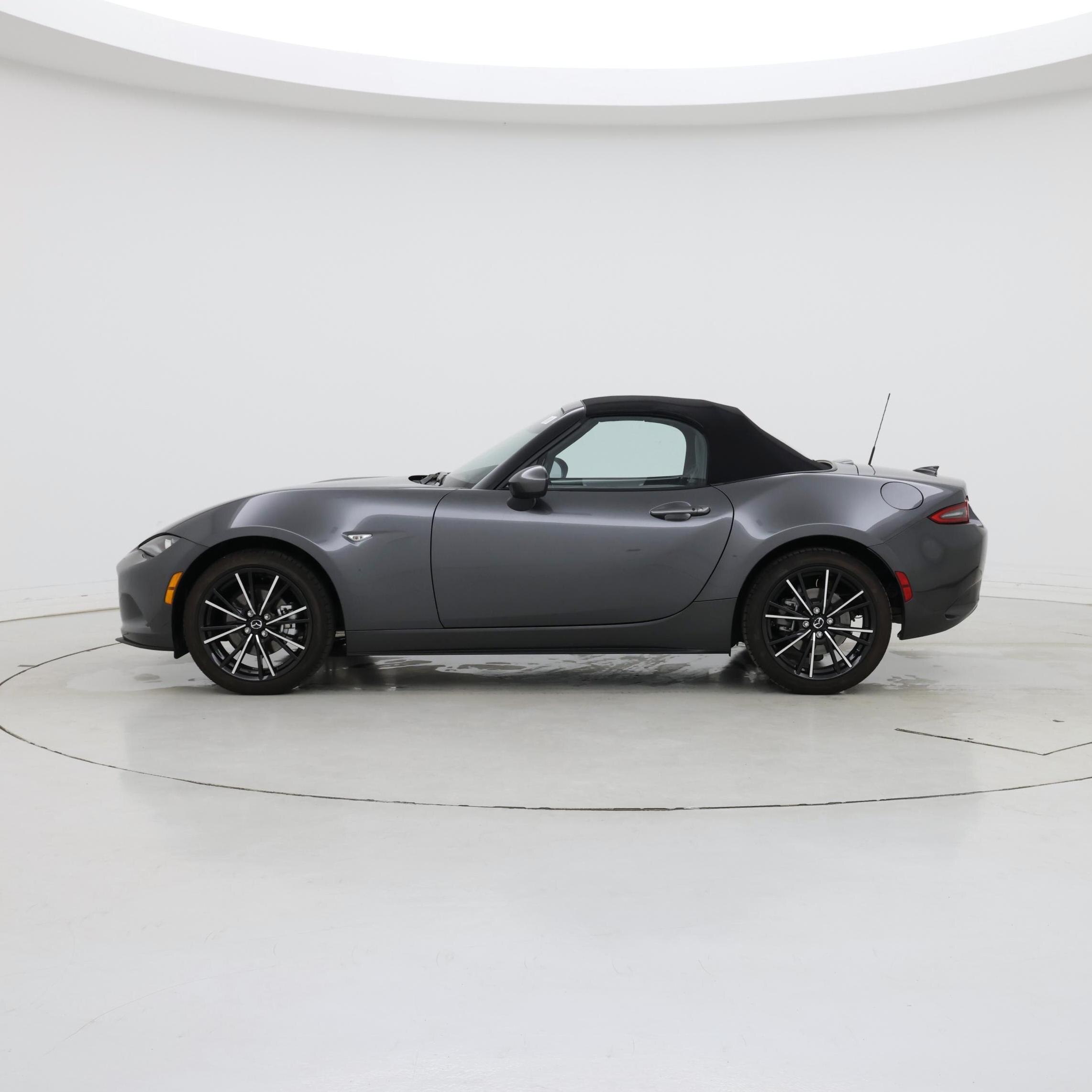 Thumbnail: 2024 Mazda MX-5 Miata - 3