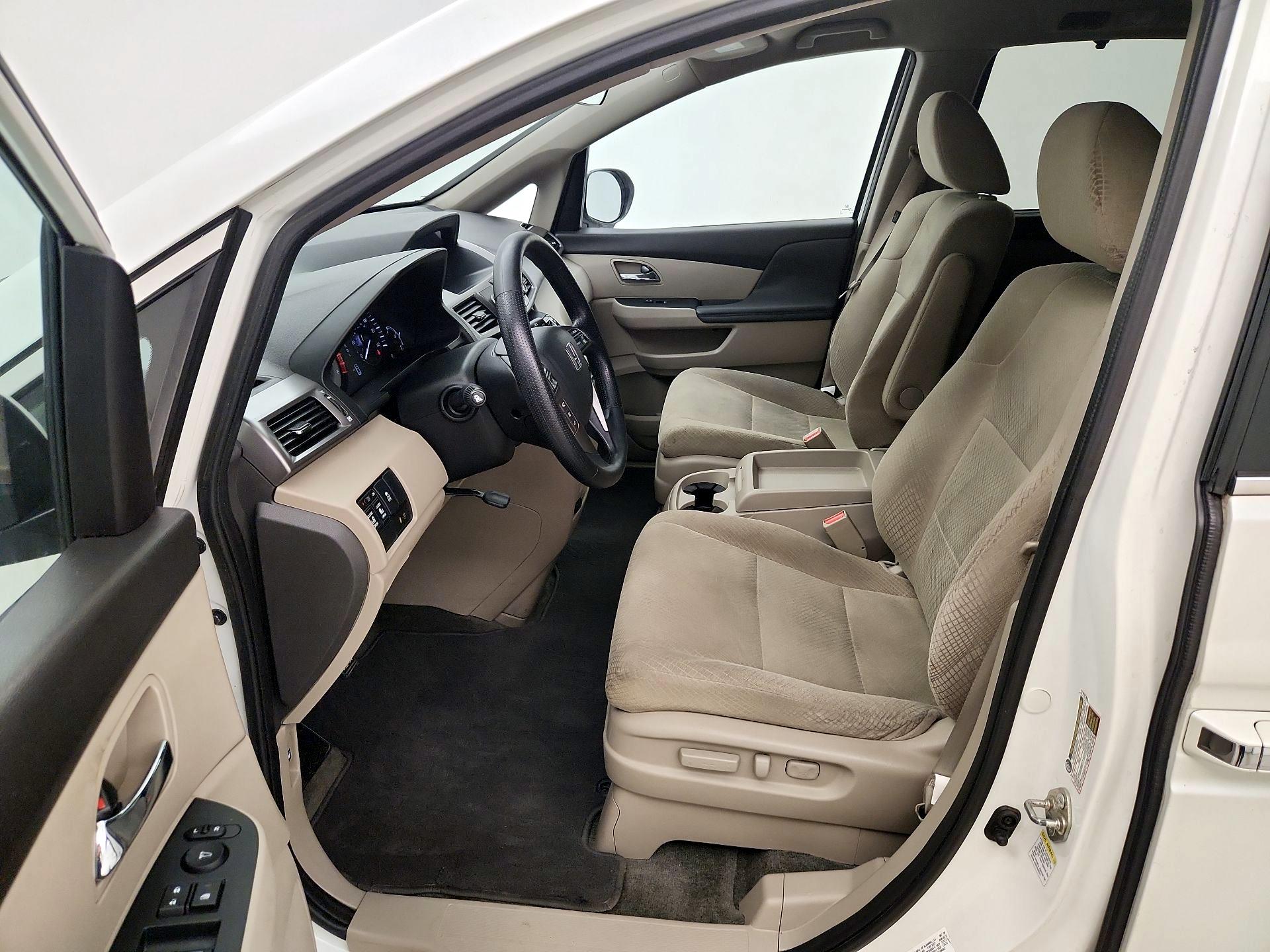 Thumbnail: 2016 Honda Odyssey - 11