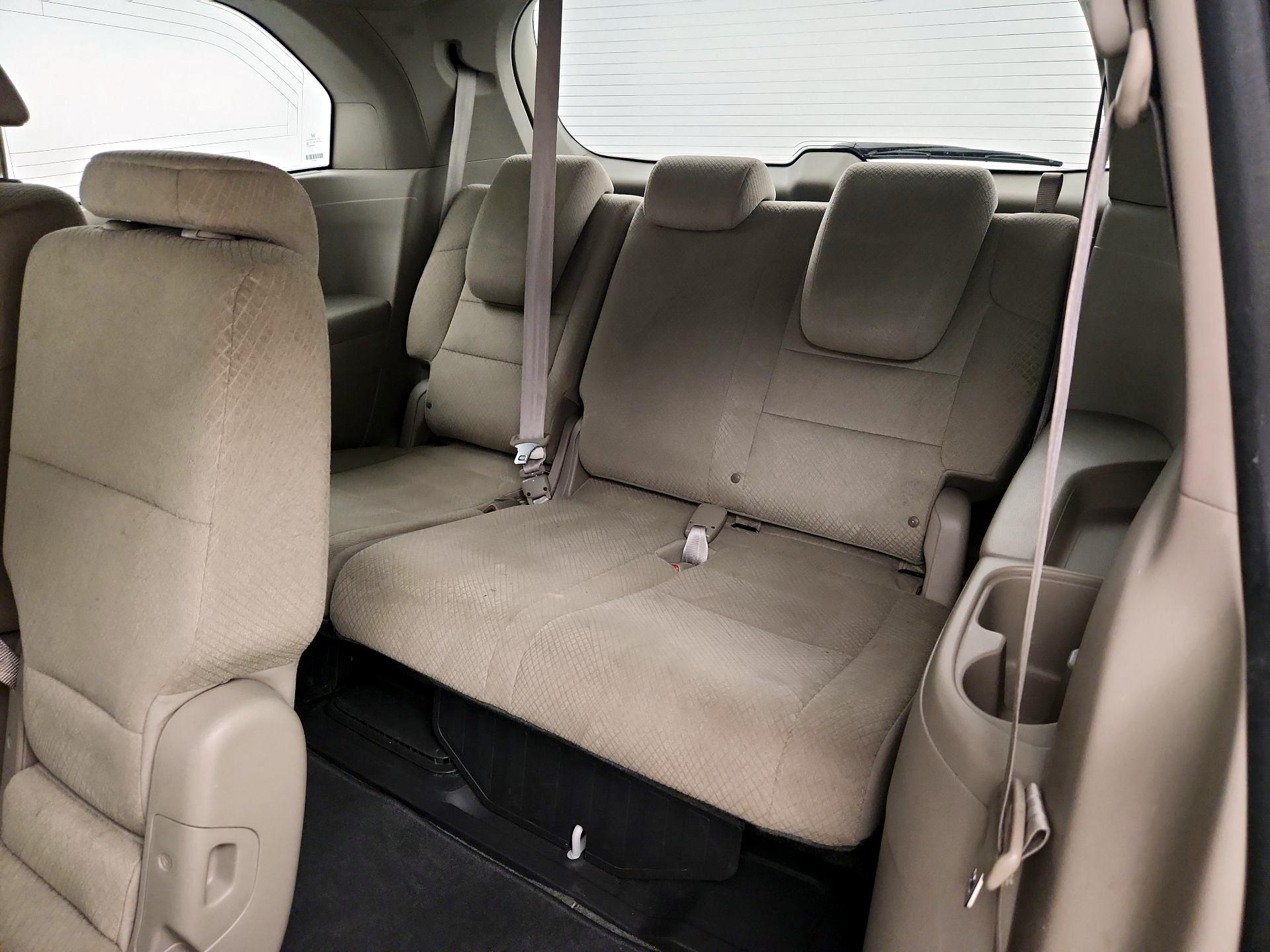 Thumbnail: 2016 Honda Odyssey - 20