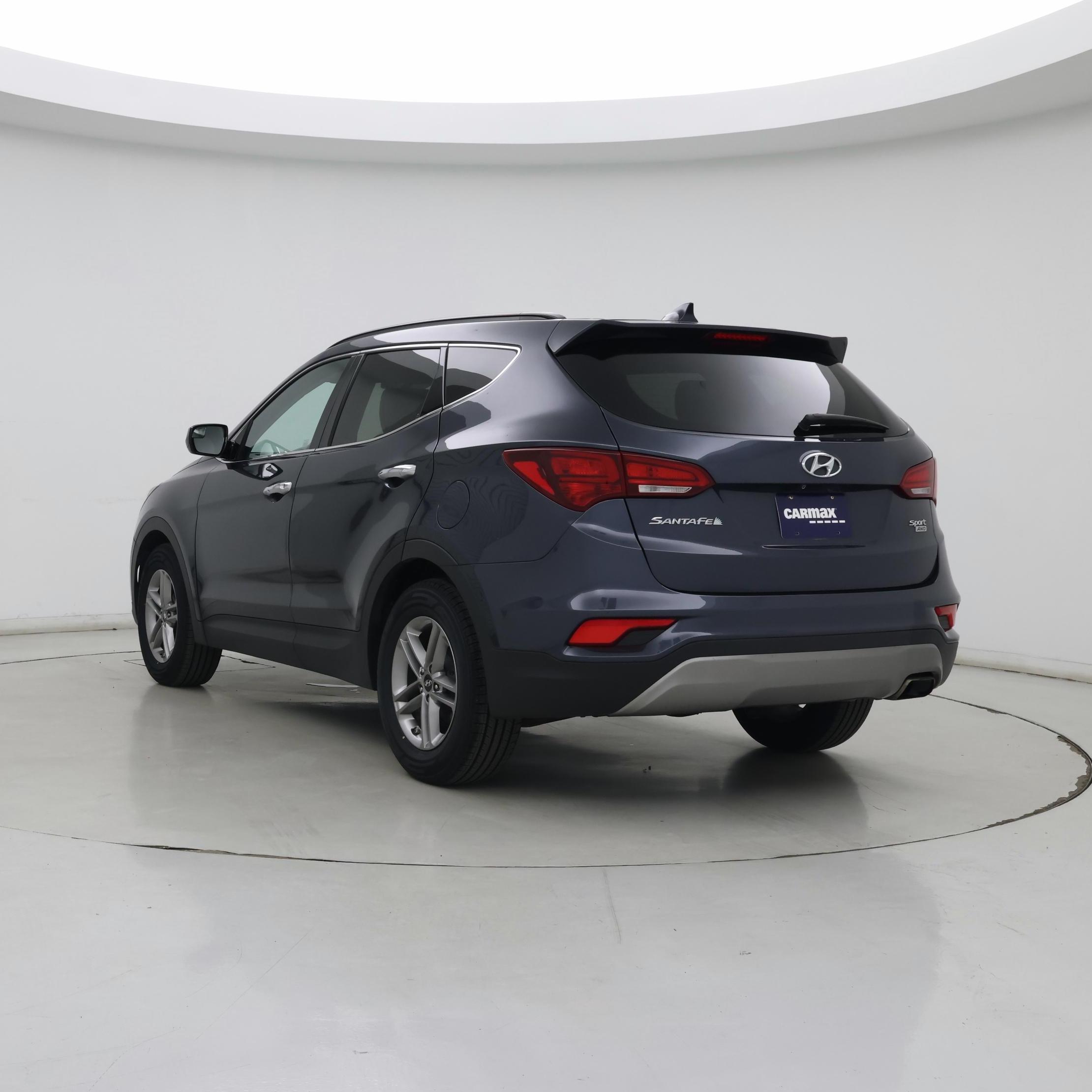 Thumbnail: 2017 Hyundai Santa Fe - 2