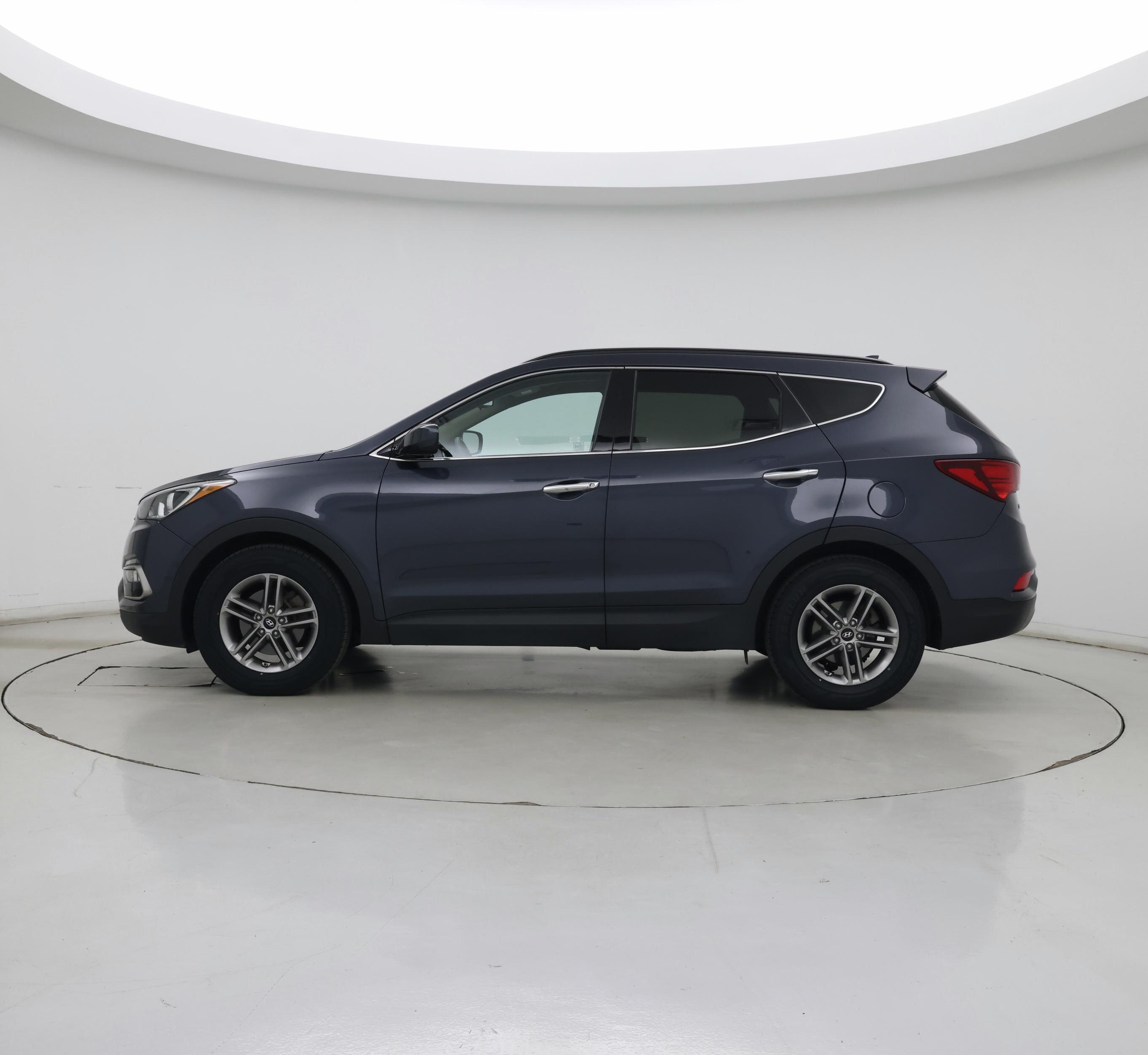 Thumbnail: 2017 Hyundai Santa Fe - 3