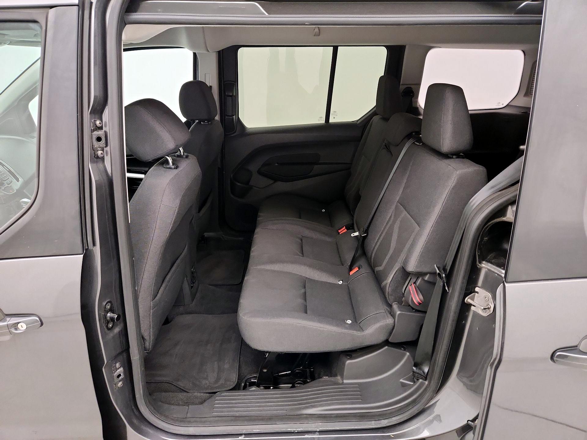 Thumbnail: 2018 Ford Transit Series - 19
