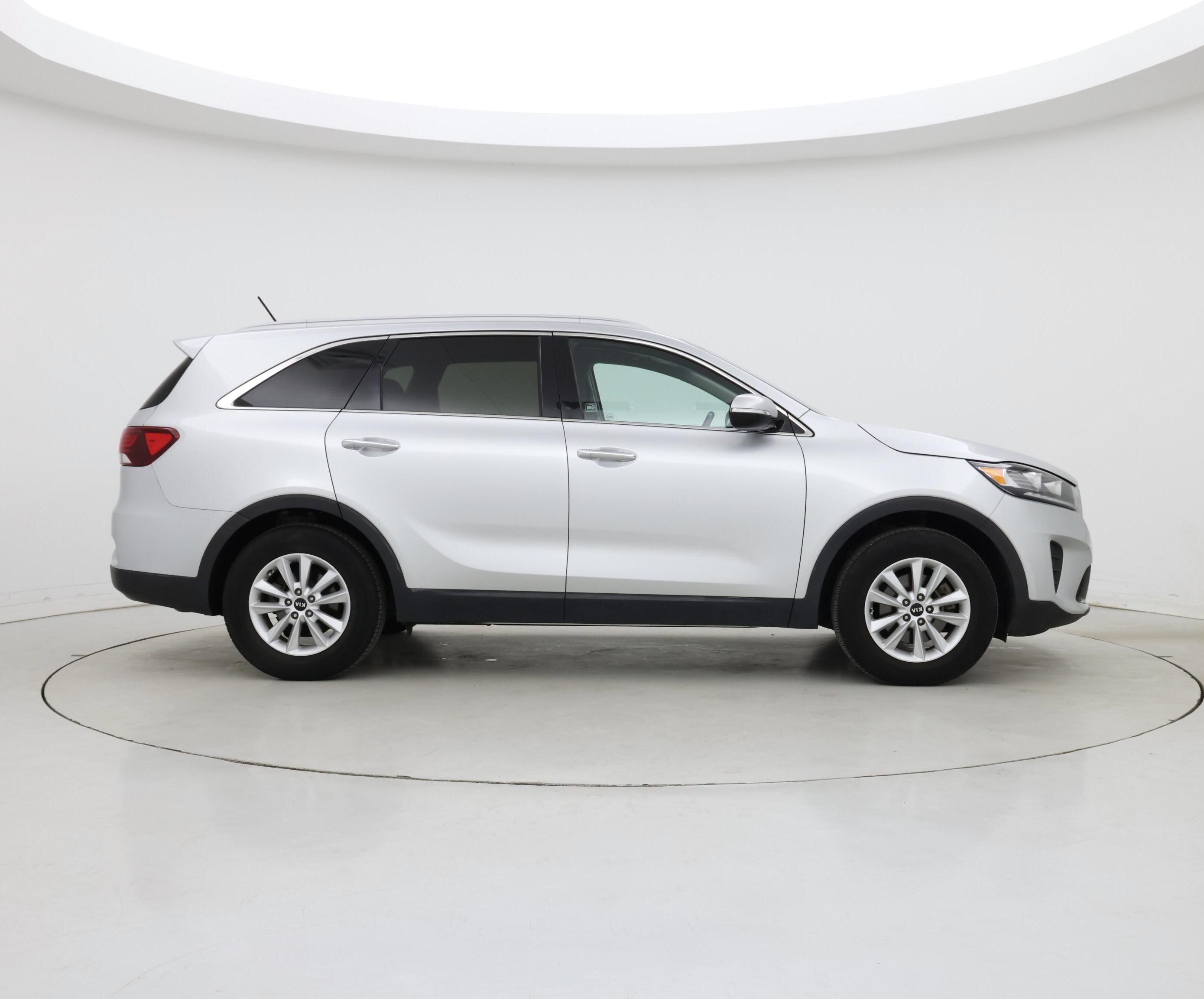 Thumbnail: 2020 Kia Sorento - 7