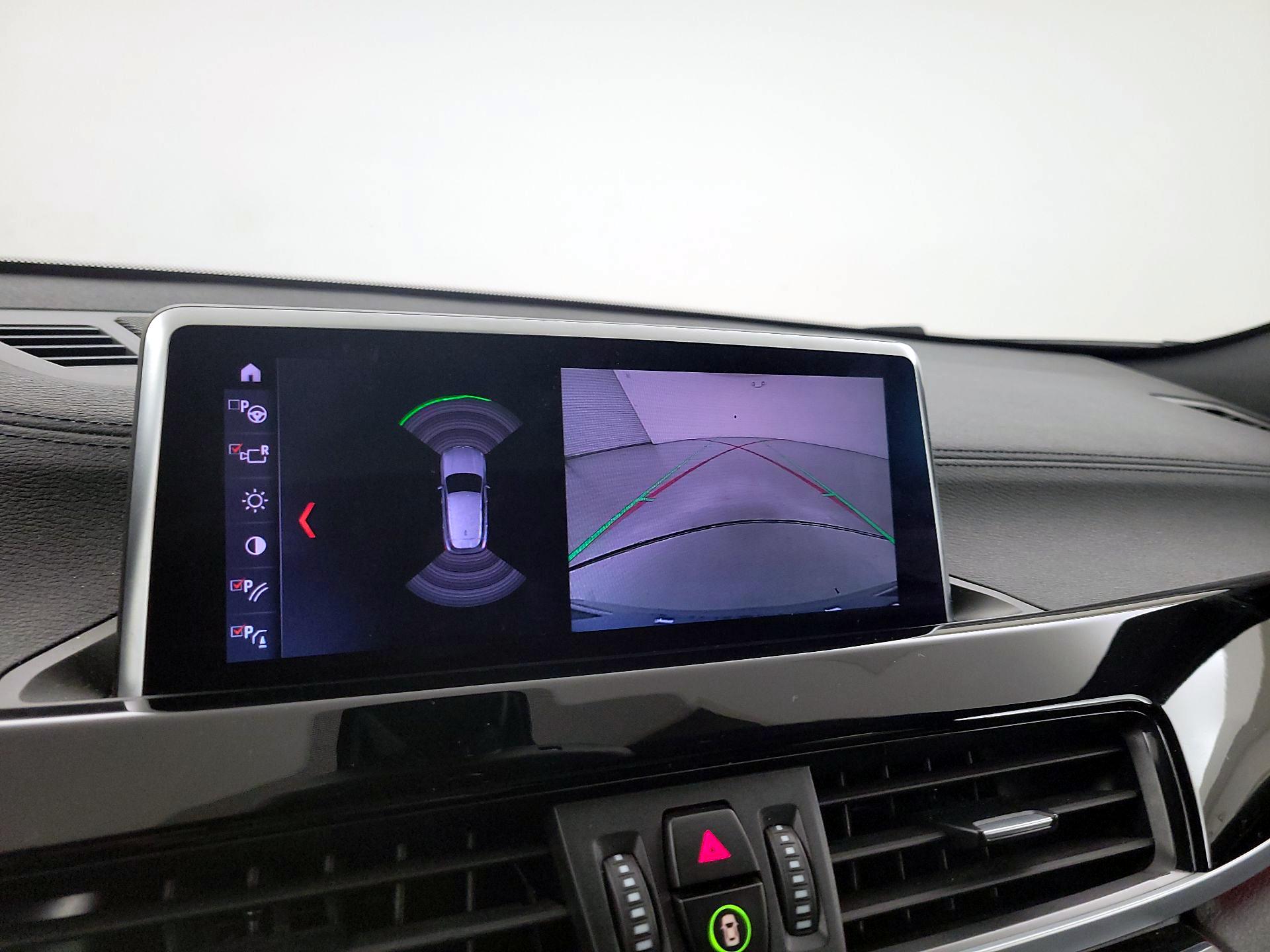 Thumbnail: 2023 BMW X2 - 15