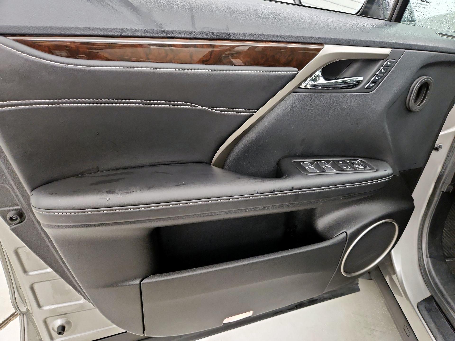 Thumbnail: 2019 Lexus RX - 12