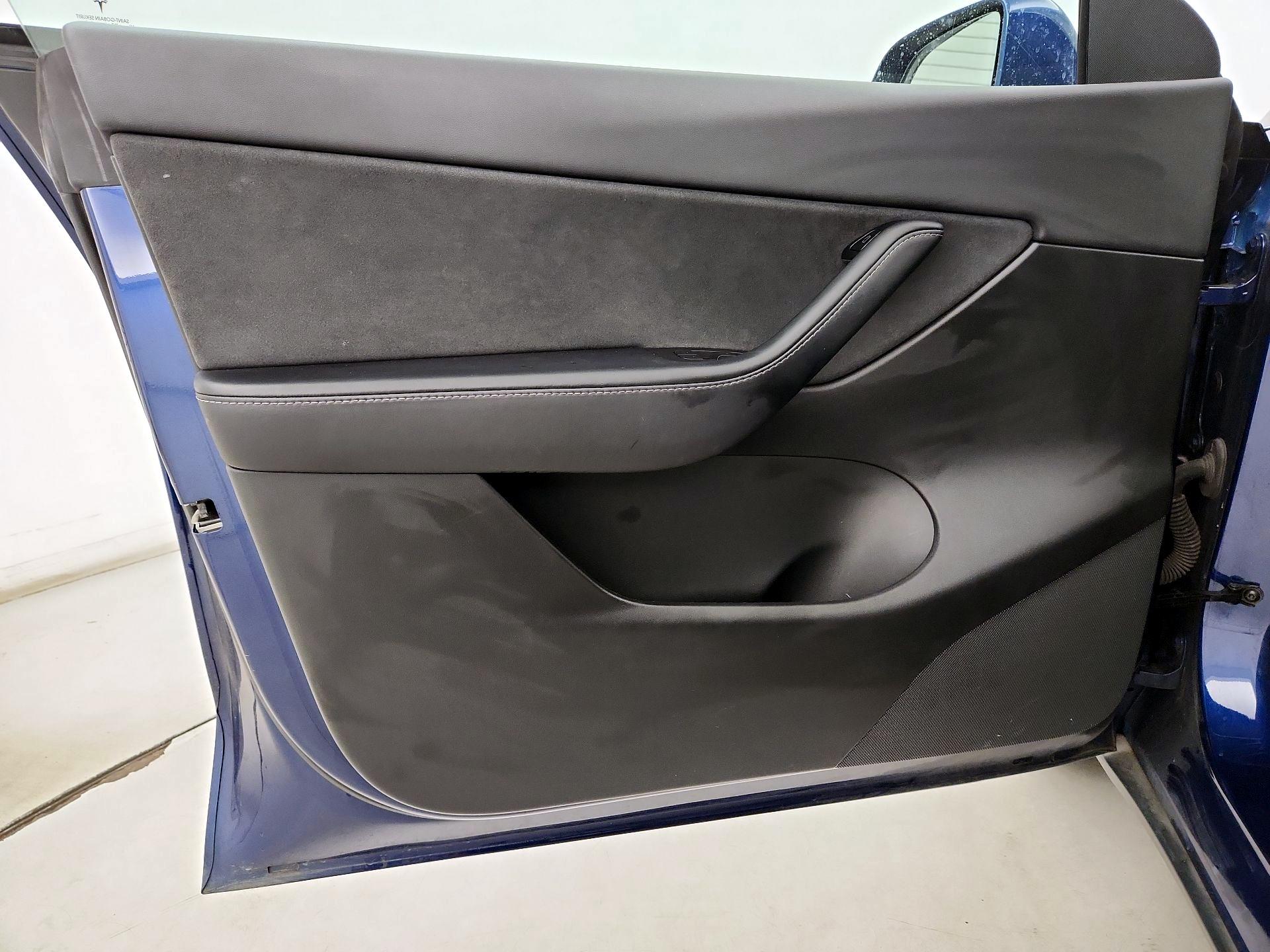 Thumbnail: 2021 Tesla Model Y - 12