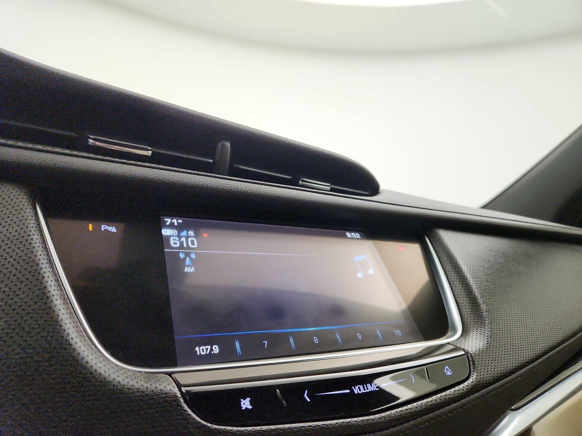 Thumbnail: 2019 Cadillac XT5 - 16