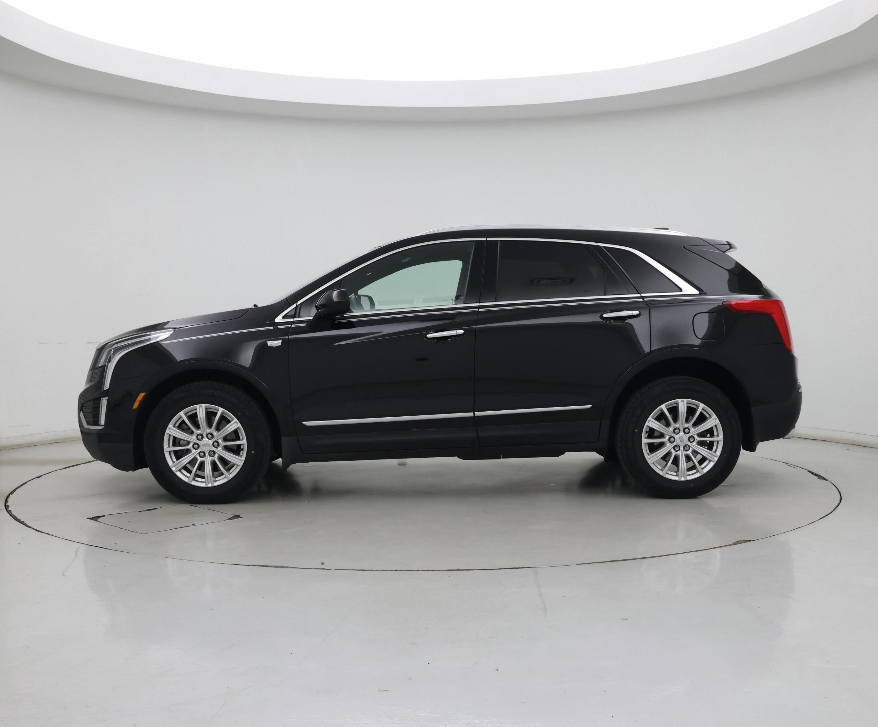 Thumbnail: 2019 Cadillac XT5 - 3