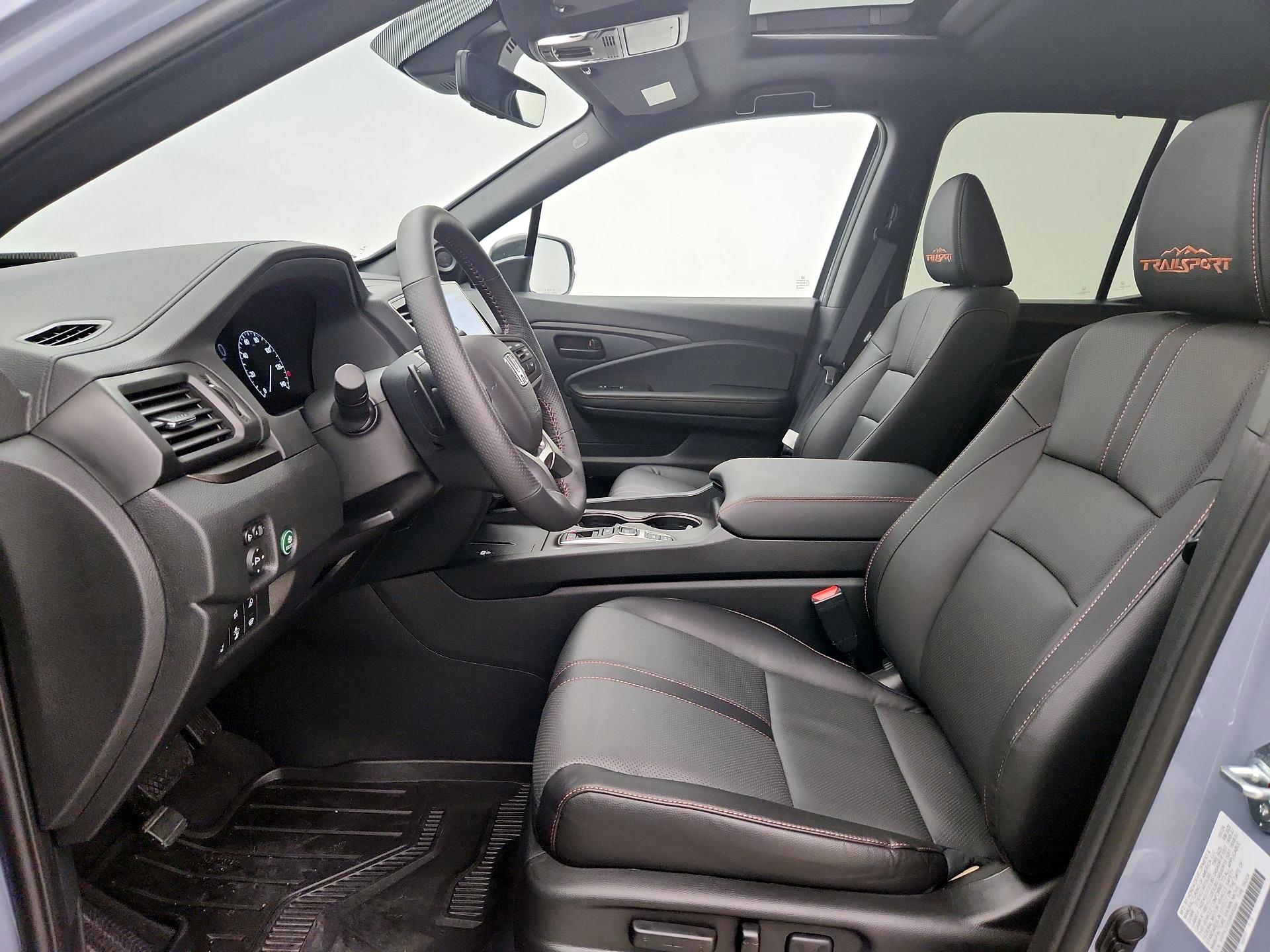 Thumbnail: 2025 Honda Ridgeline - 11
