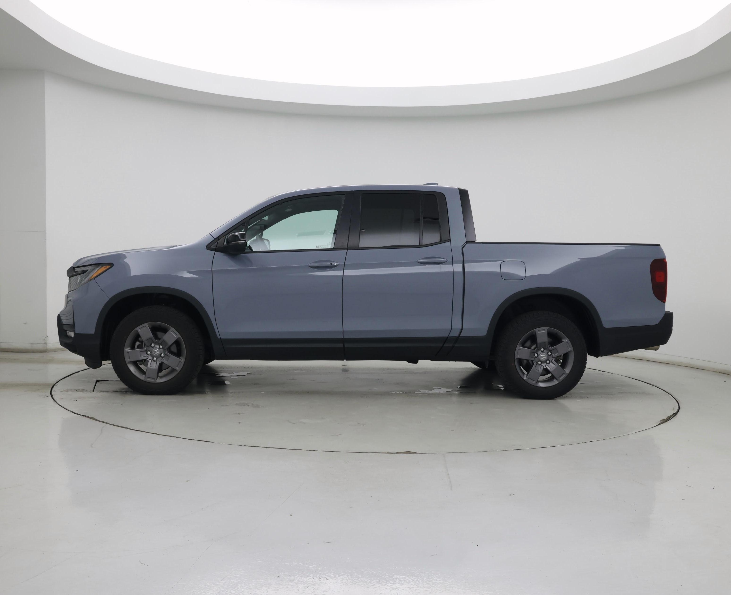 Thumbnail: 2025 Honda Ridgeline - 3