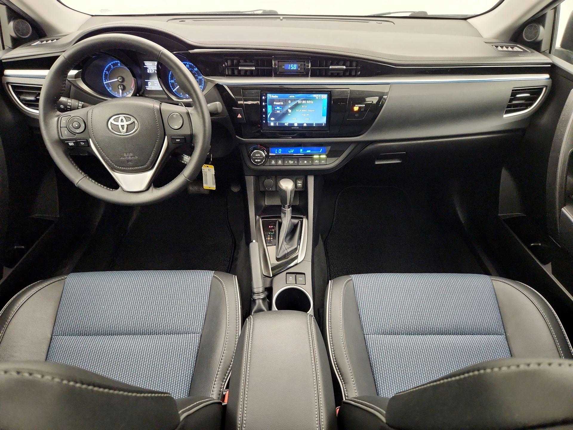 Thumbnail: 2015 Toyota Corolla - 9