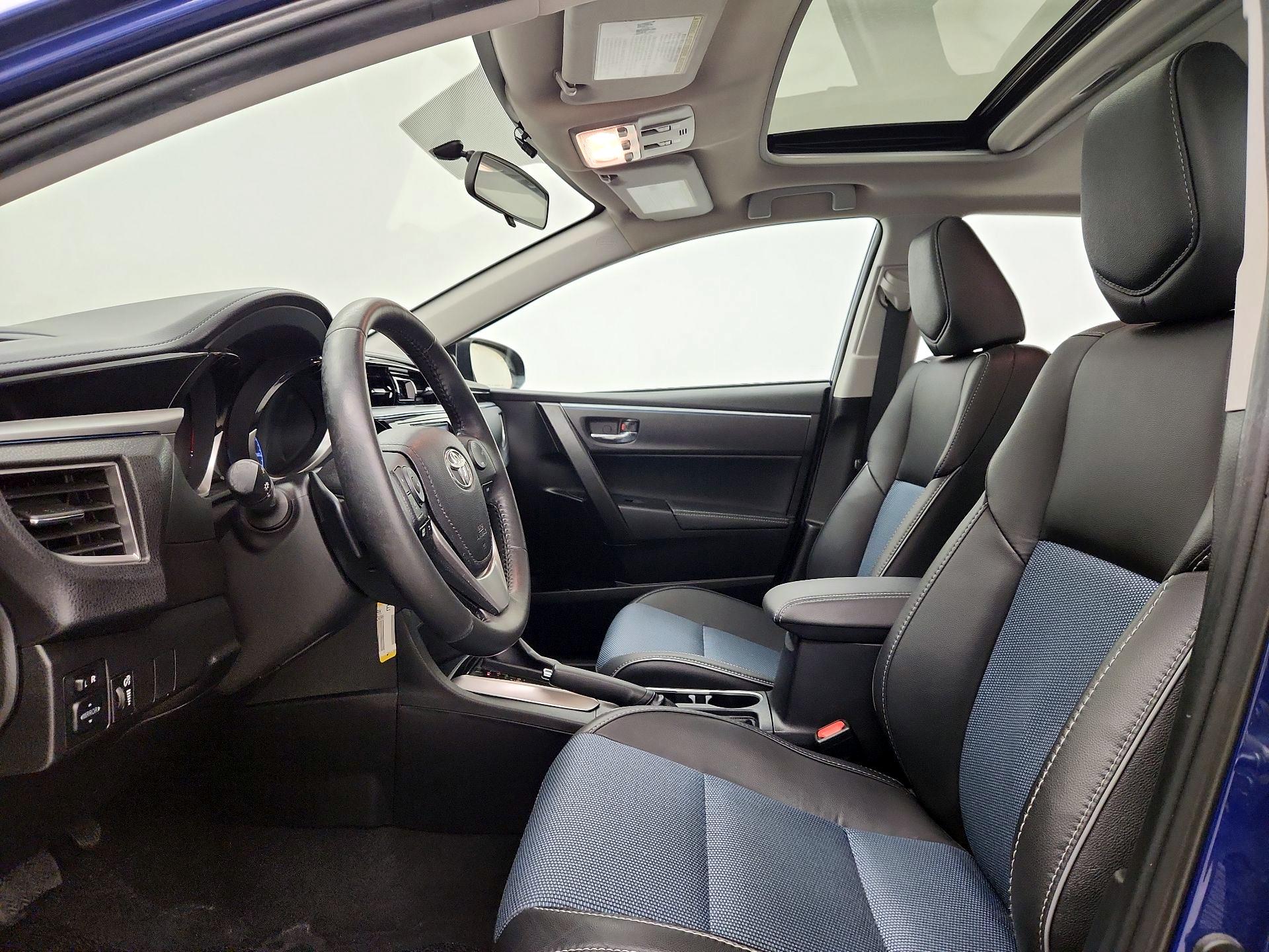 Thumbnail: 2015 Toyota Corolla - 11