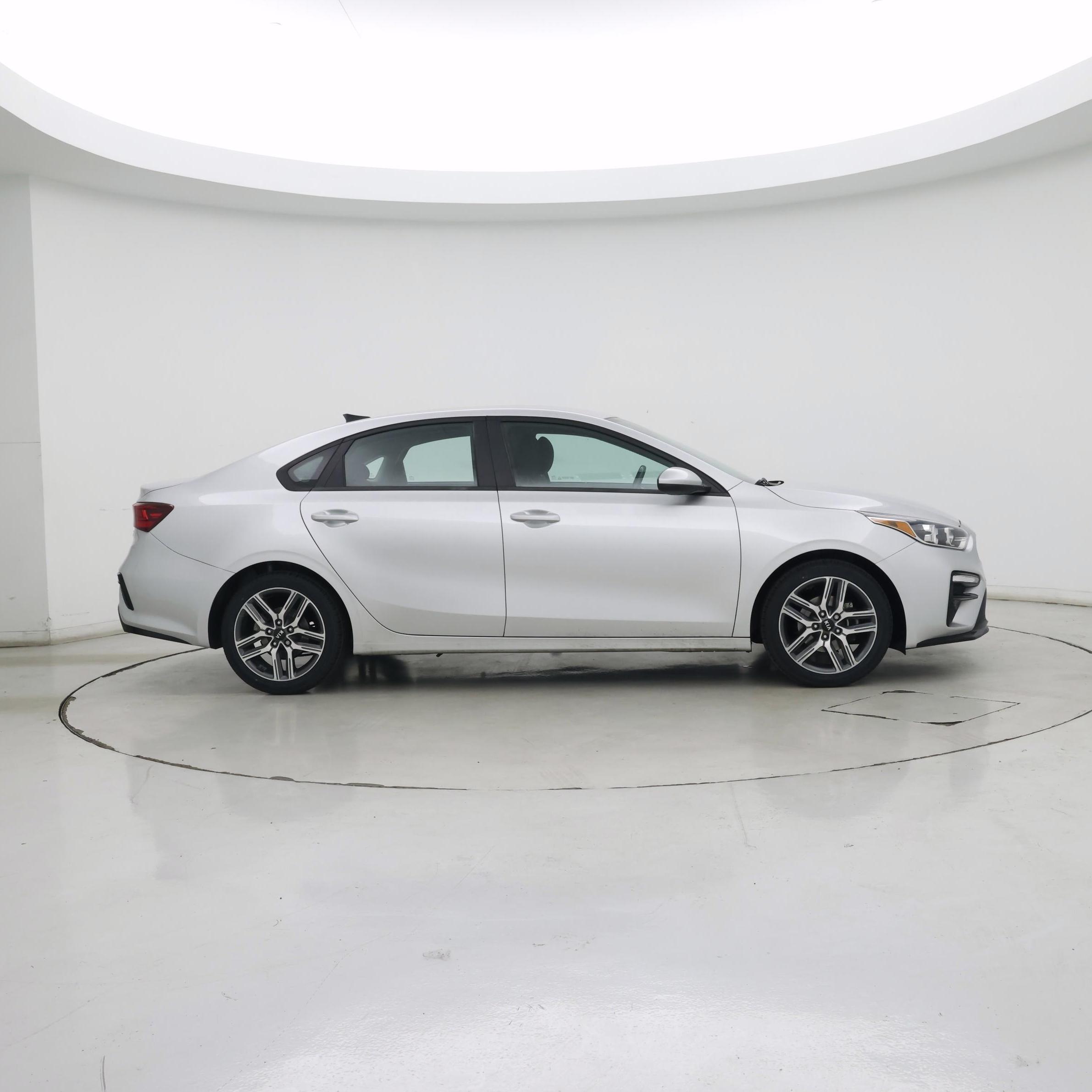 Thumbnail: 2019 Kia Forte - 7