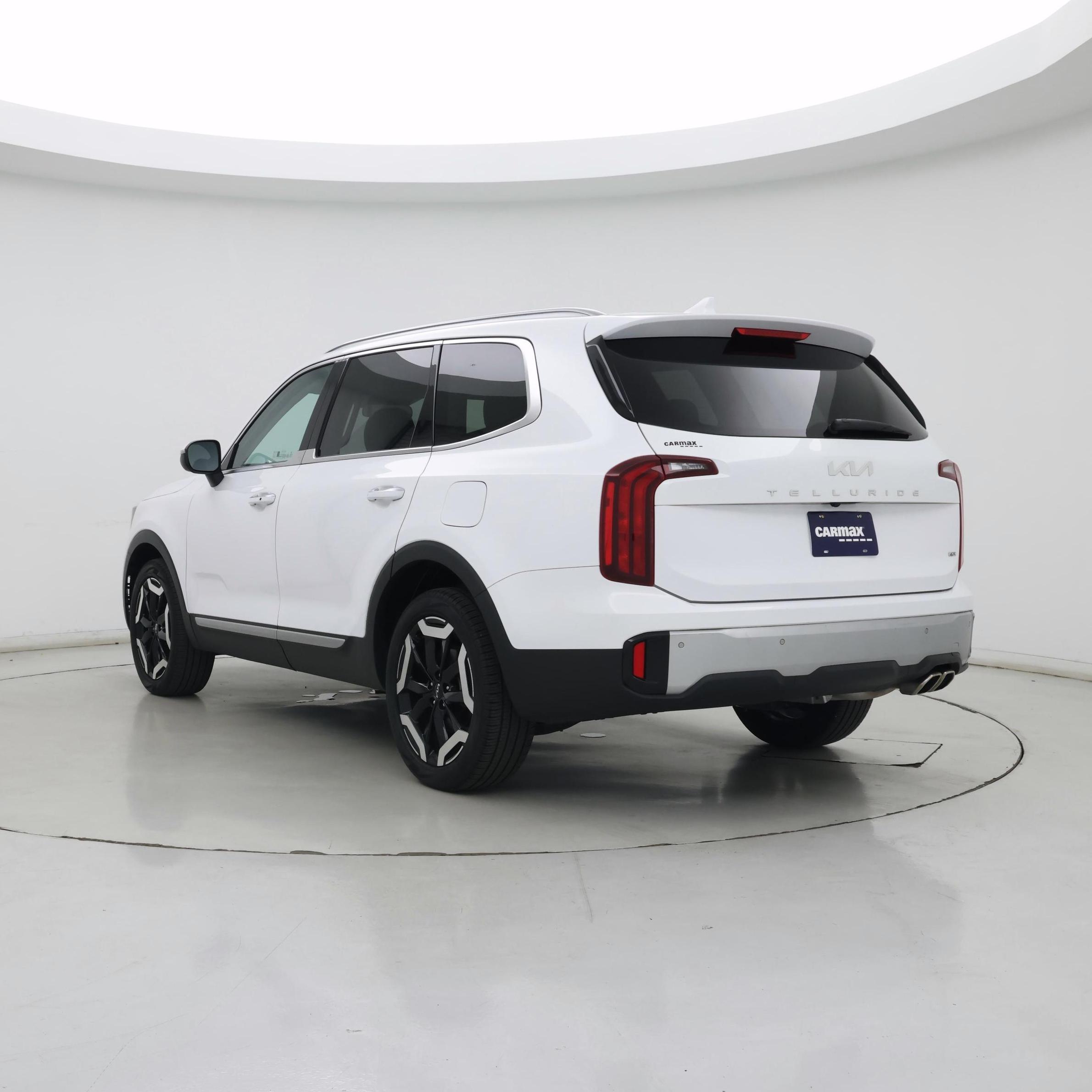 Thumbnail: 2023 Kia Telluride - 2