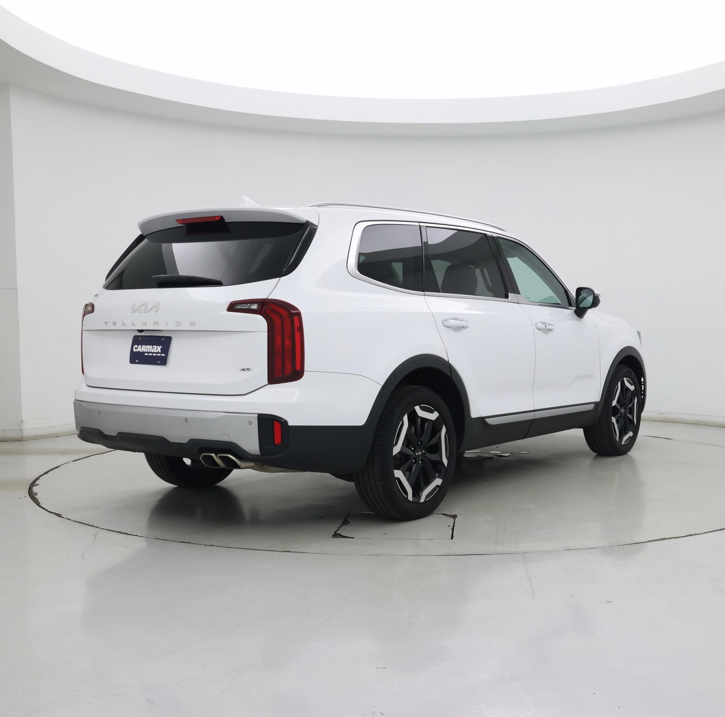 Thumbnail: 2023 Kia Telluride - 8
