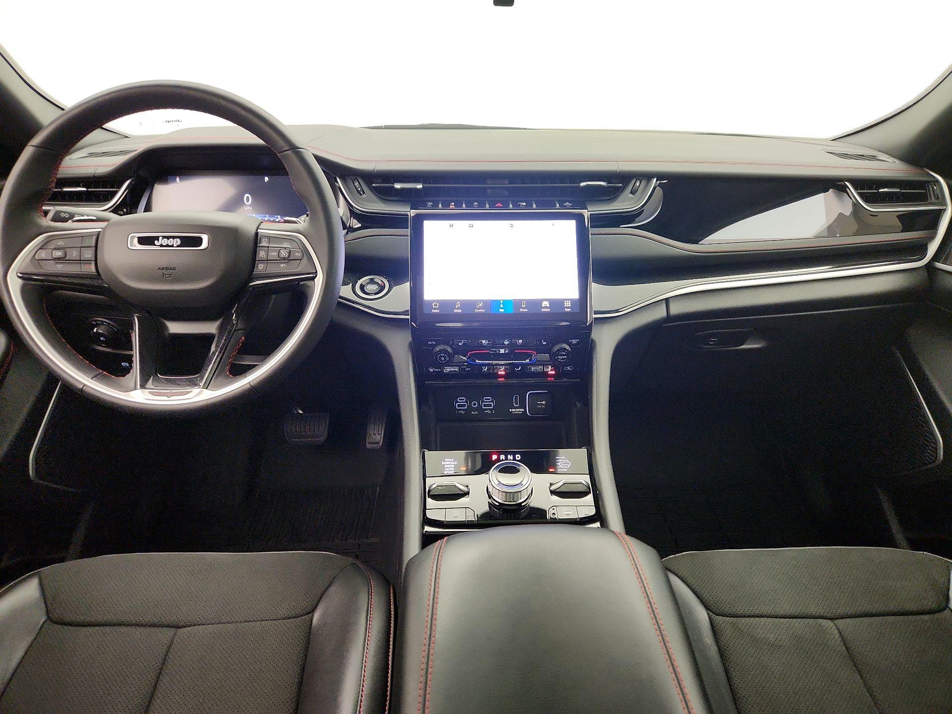 Thumbnail: 2022 Jeep Grand Cherokee - 9