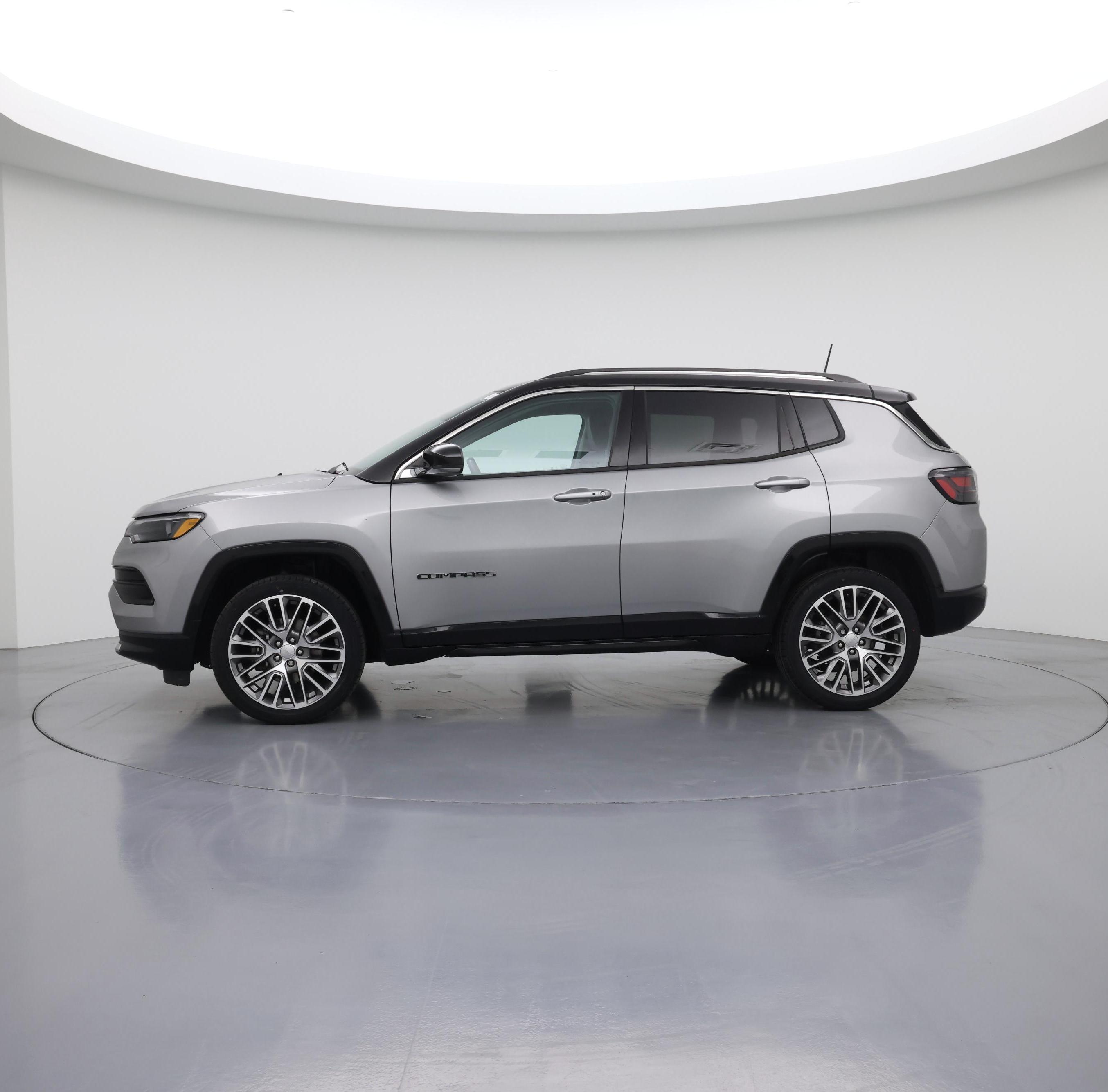 Thumbnail: 2022 Jeep Compass - 3