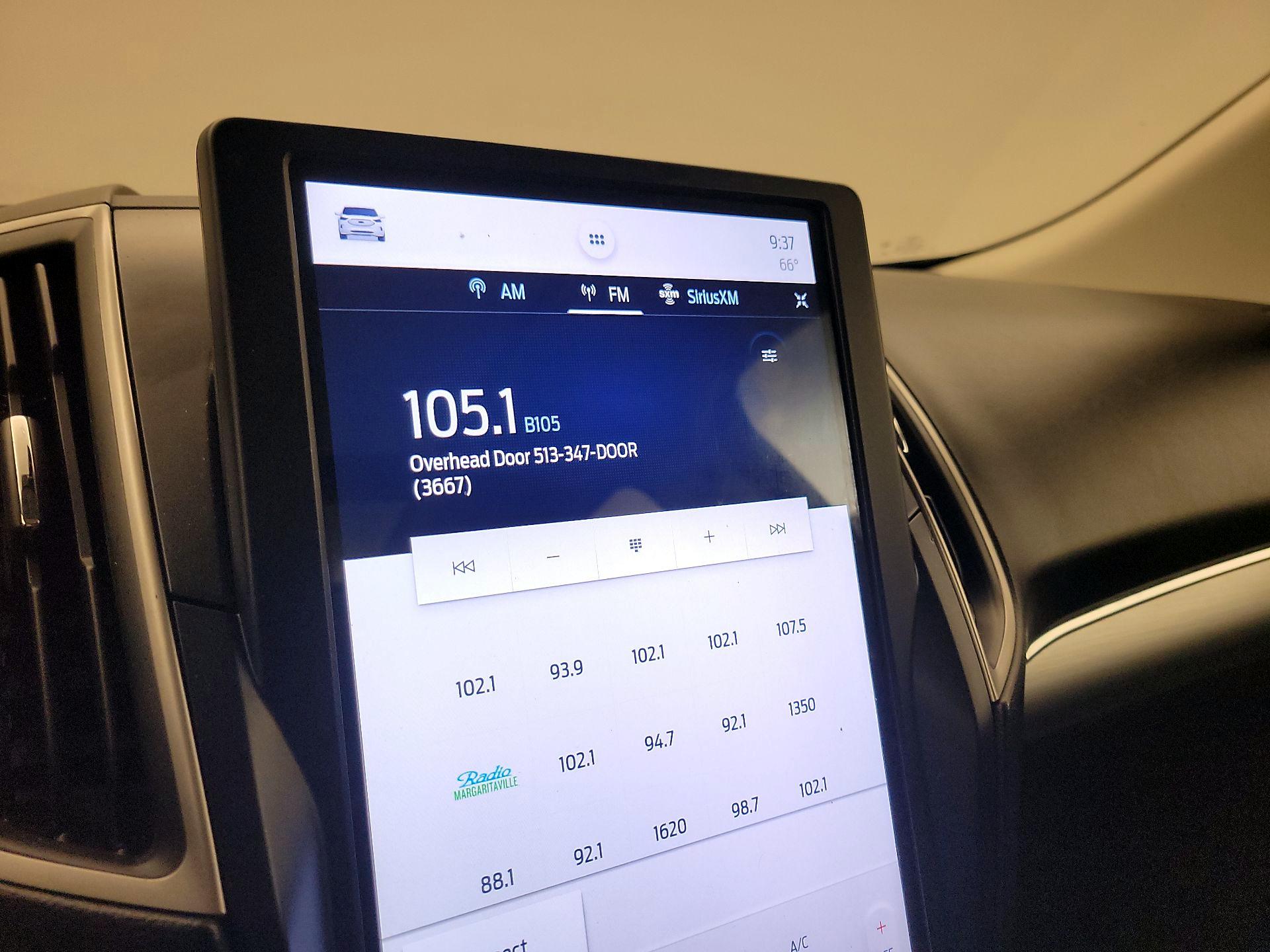 Thumbnail: 2022 Ford Edge - 15