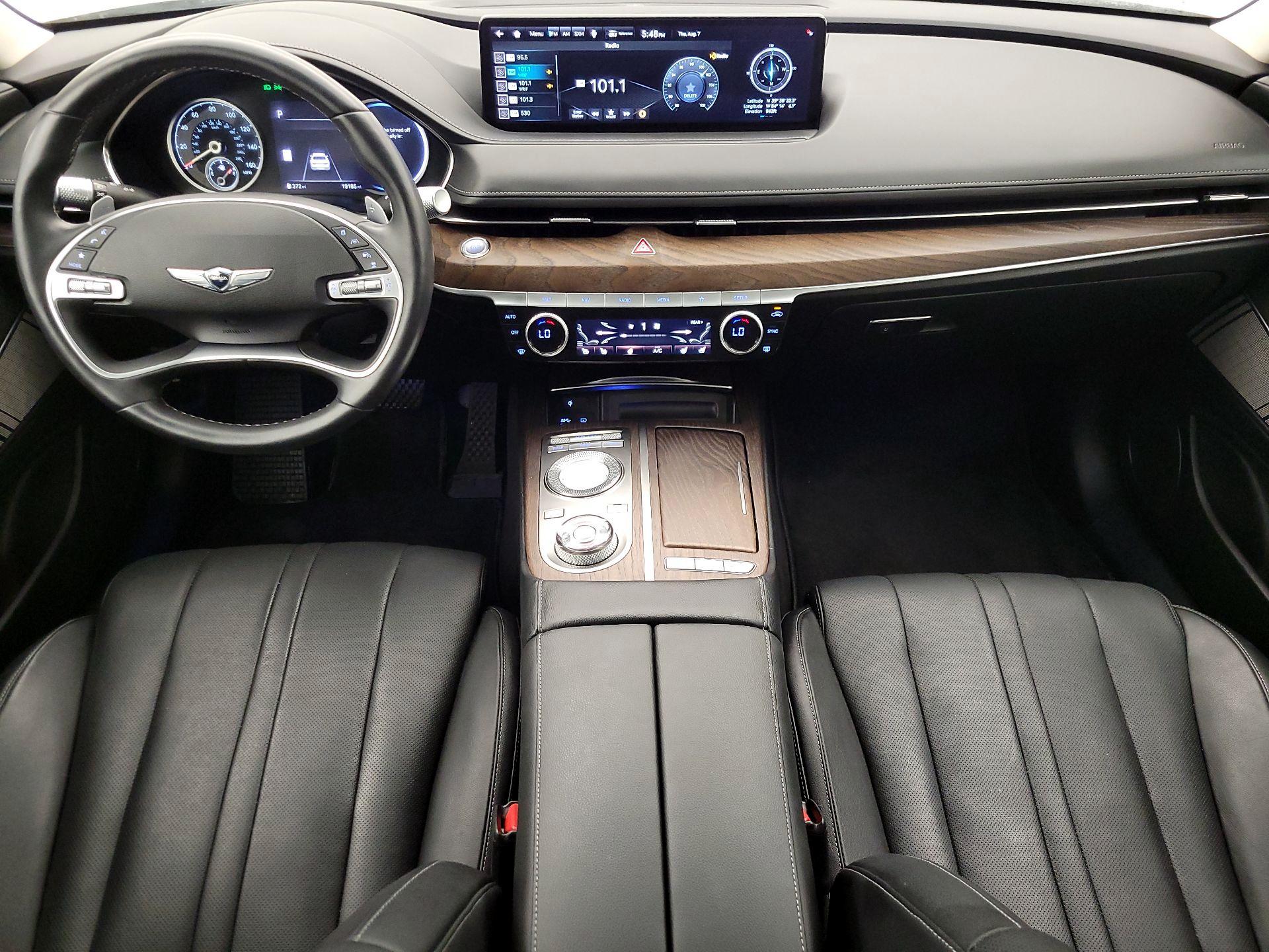 Thumbnail: 2022 Genesis G80 - 9