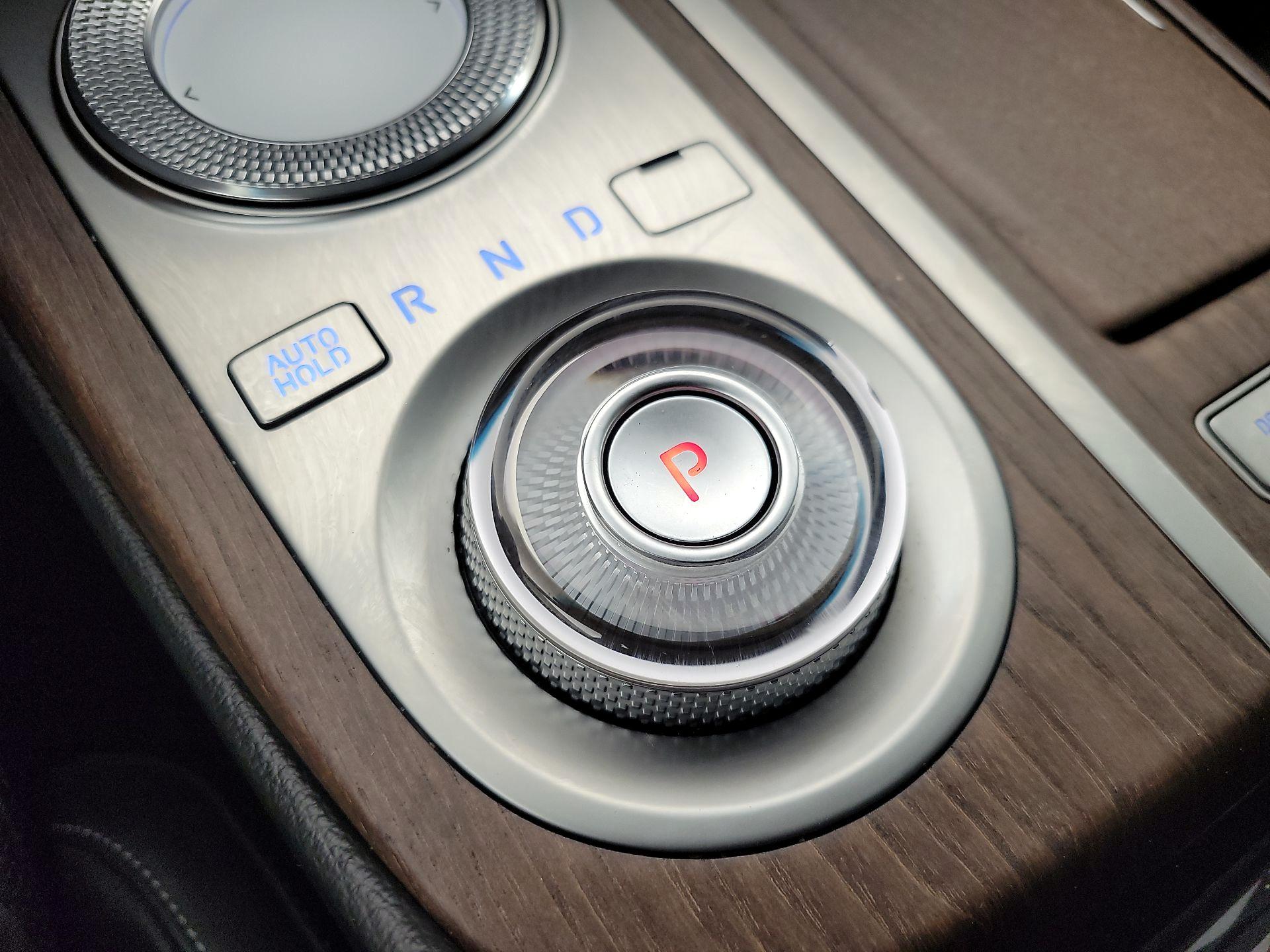 Thumbnail: 2022 Genesis G80 - 18