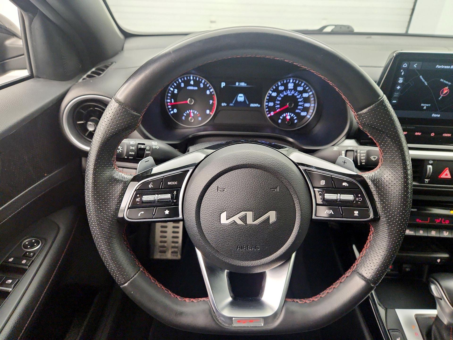 Thumbnail: 2022 Kia Forte - 10
