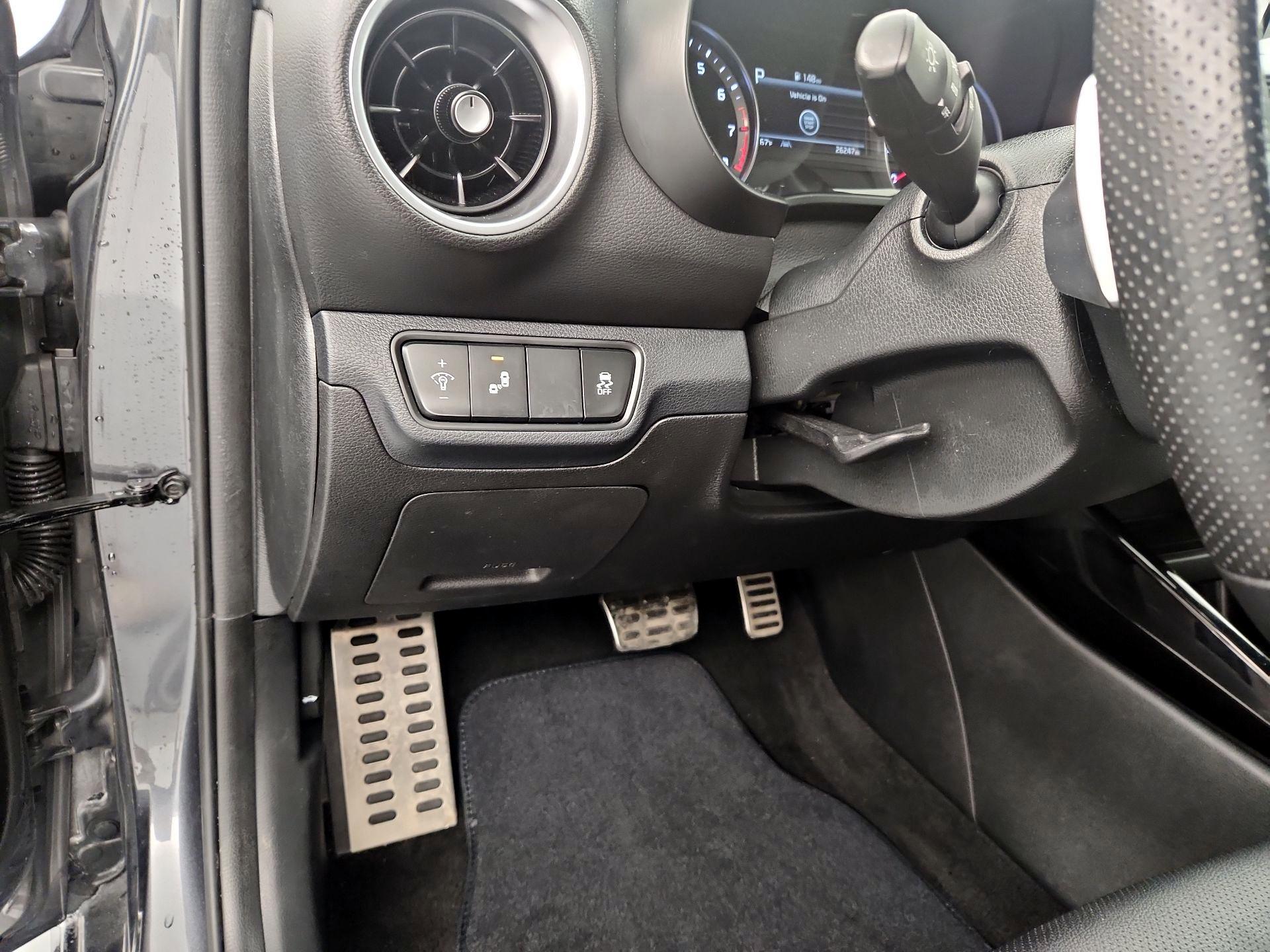 Thumbnail: 2022 Kia Forte - 13