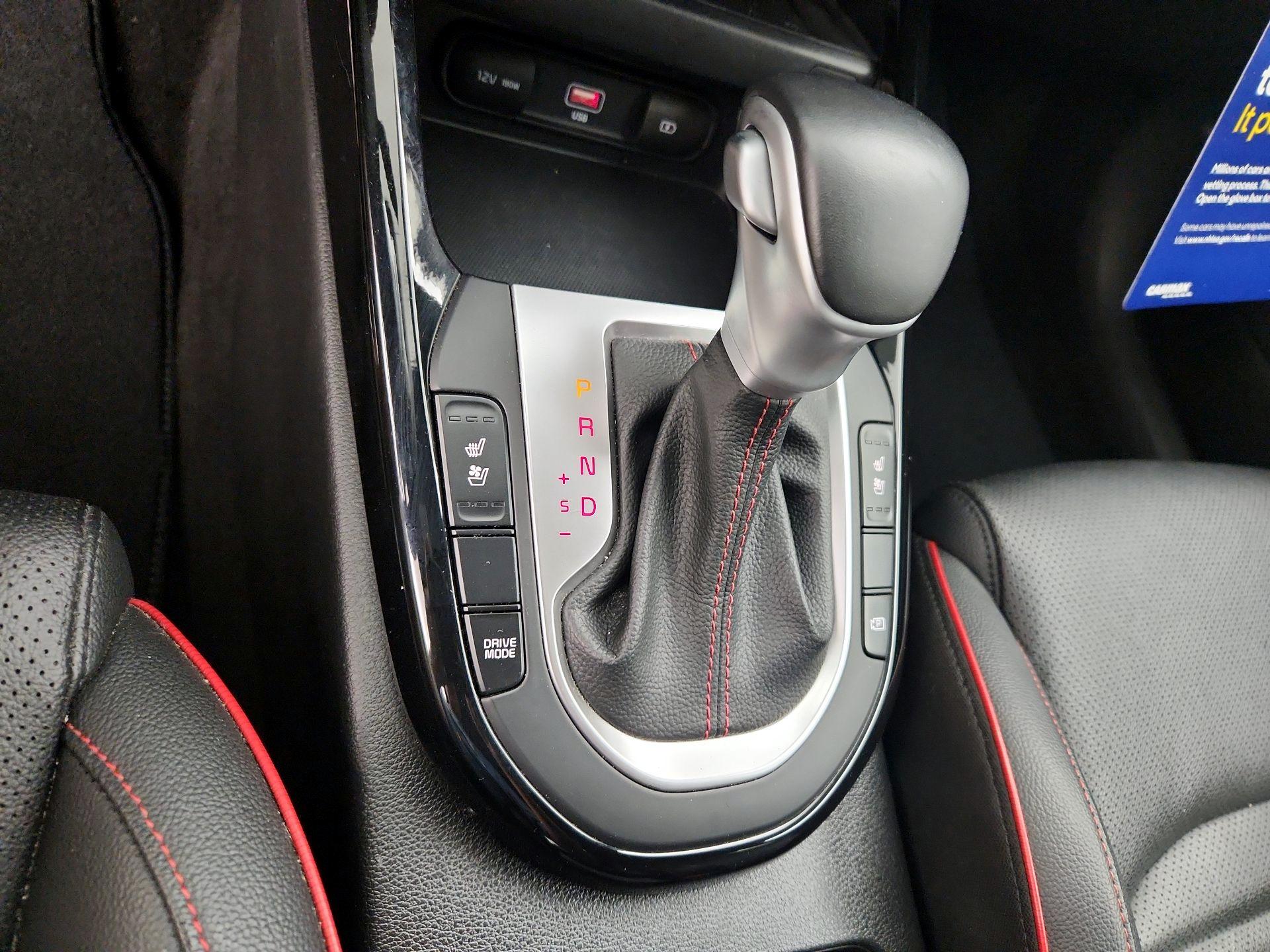 Thumbnail: 2022 Kia Forte - 18