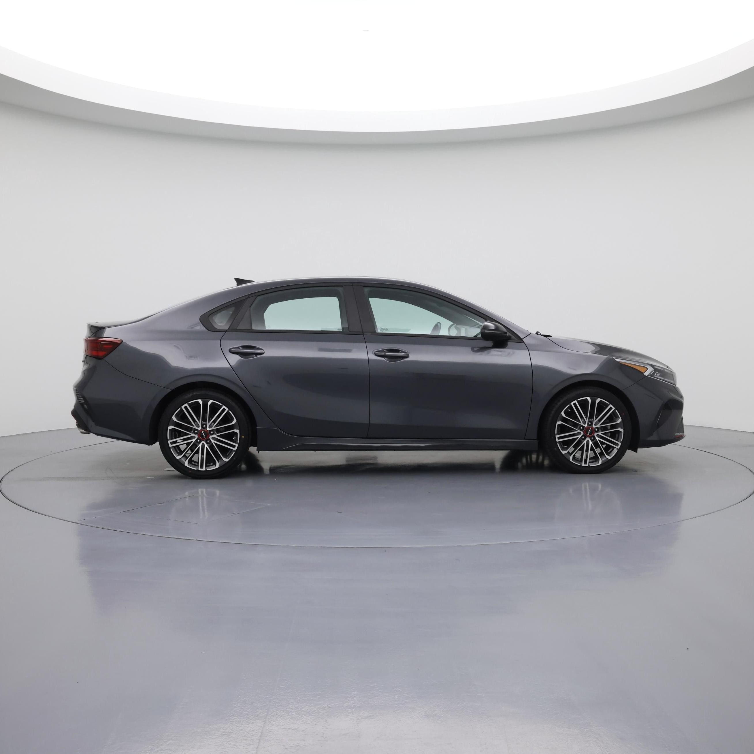 Thumbnail: 2022 Kia Forte - 7