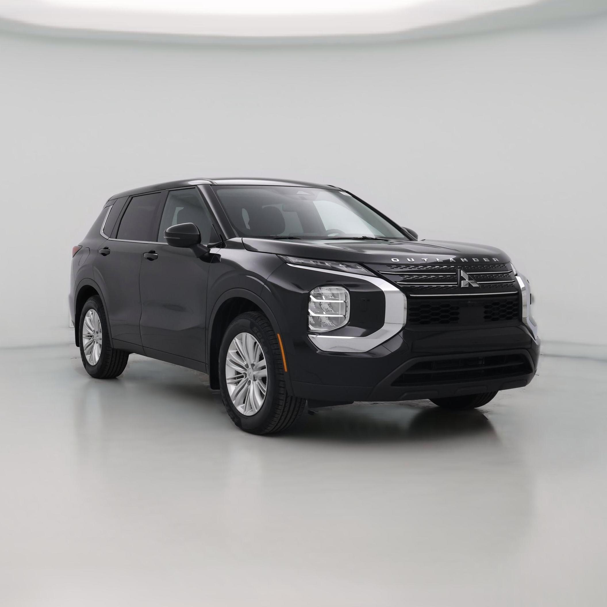 Thumbnail: 2023 Mitsubishi Outlander - 1