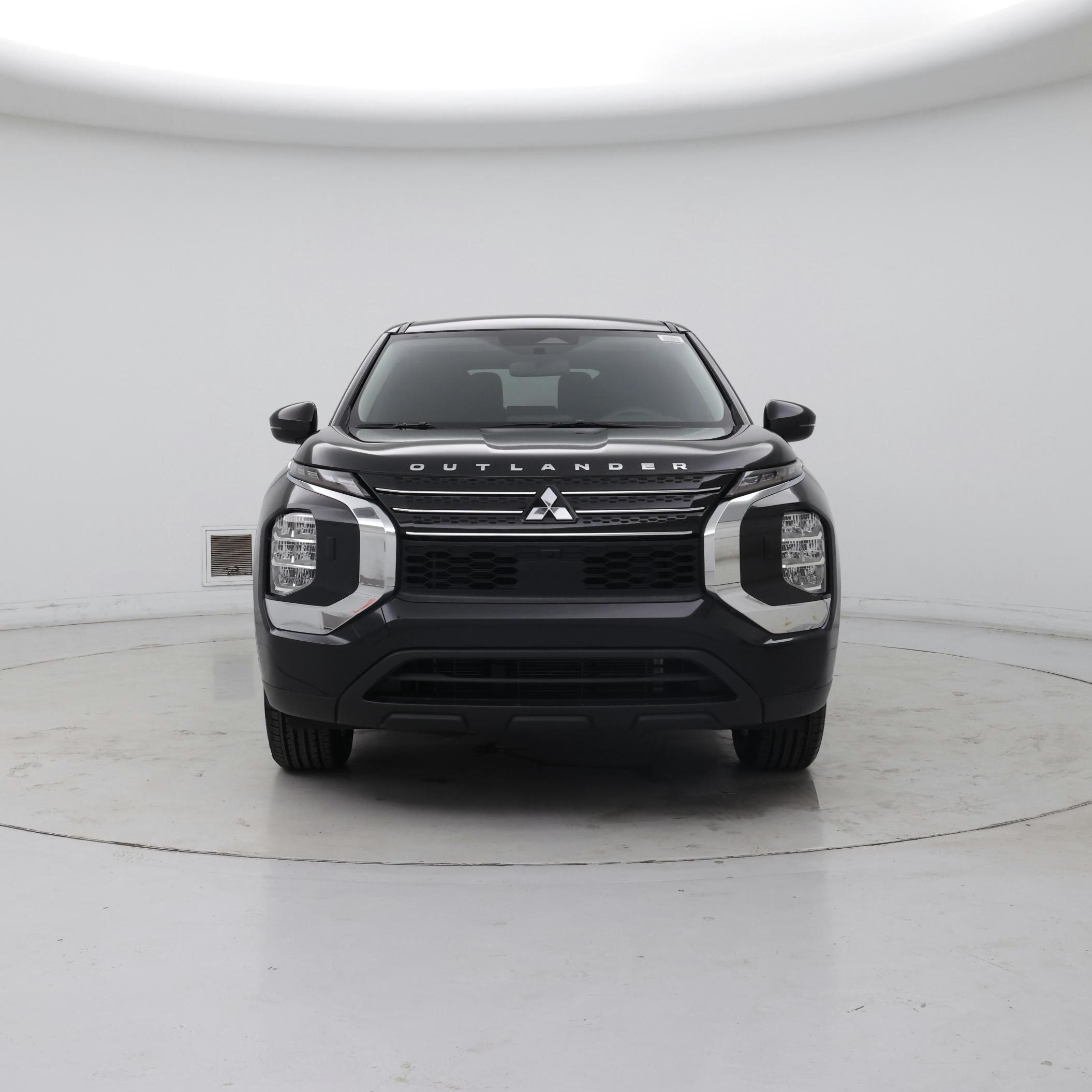 Thumbnail: 2023 Mitsubishi Outlander - 5