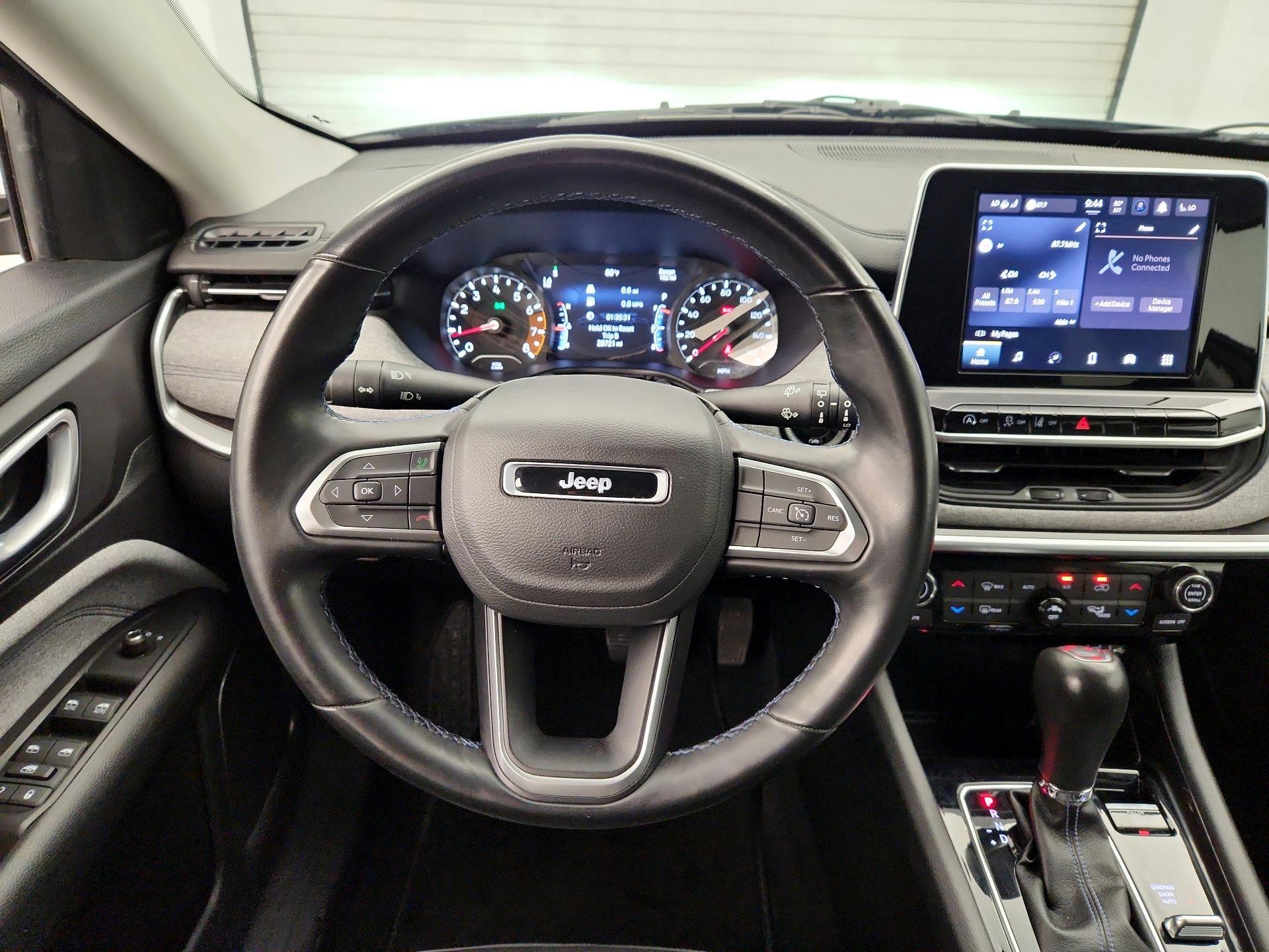 Thumbnail: 2022 Jeep Compass - 10