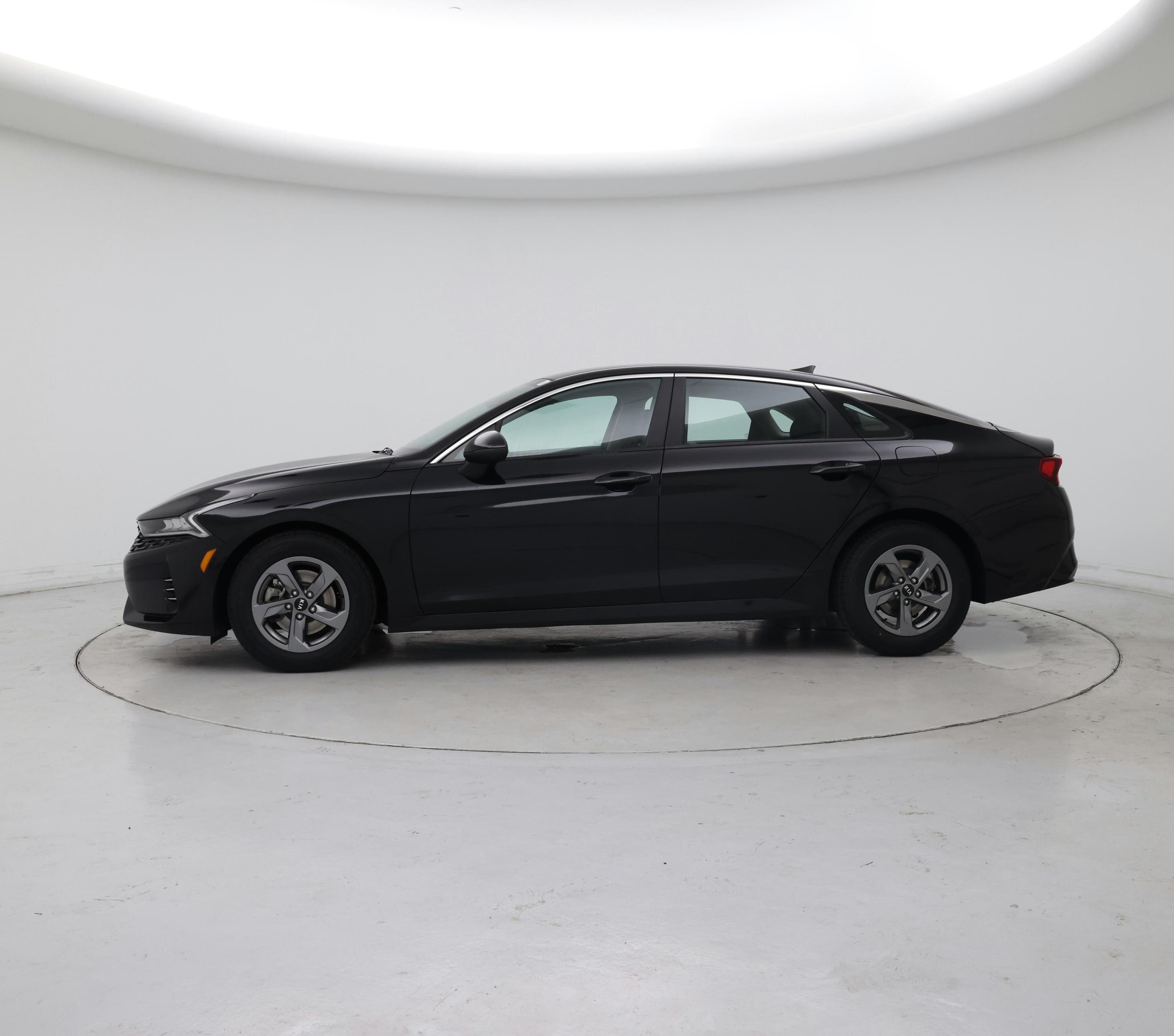 Thumbnail: 2021 Kia K5 - 3