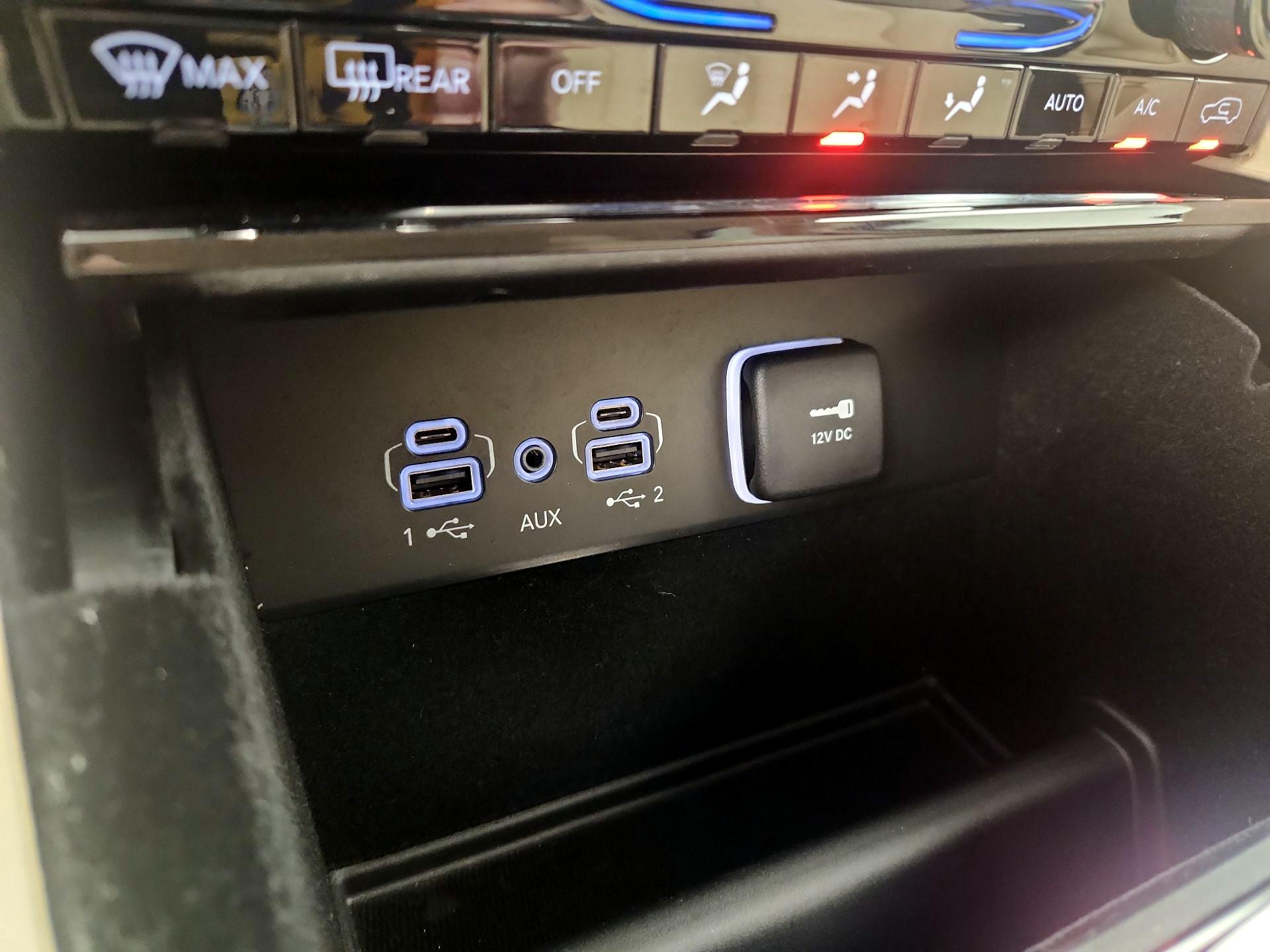 Thumbnail: 2022 Jeep Grand Cherokee - 18