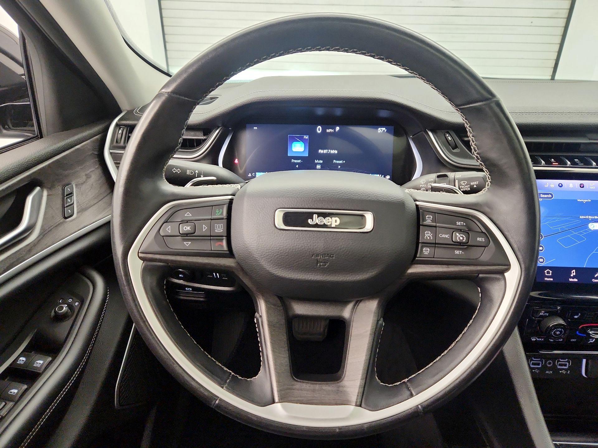 Thumbnail: 2022 Jeep Grand Cherokee - 10