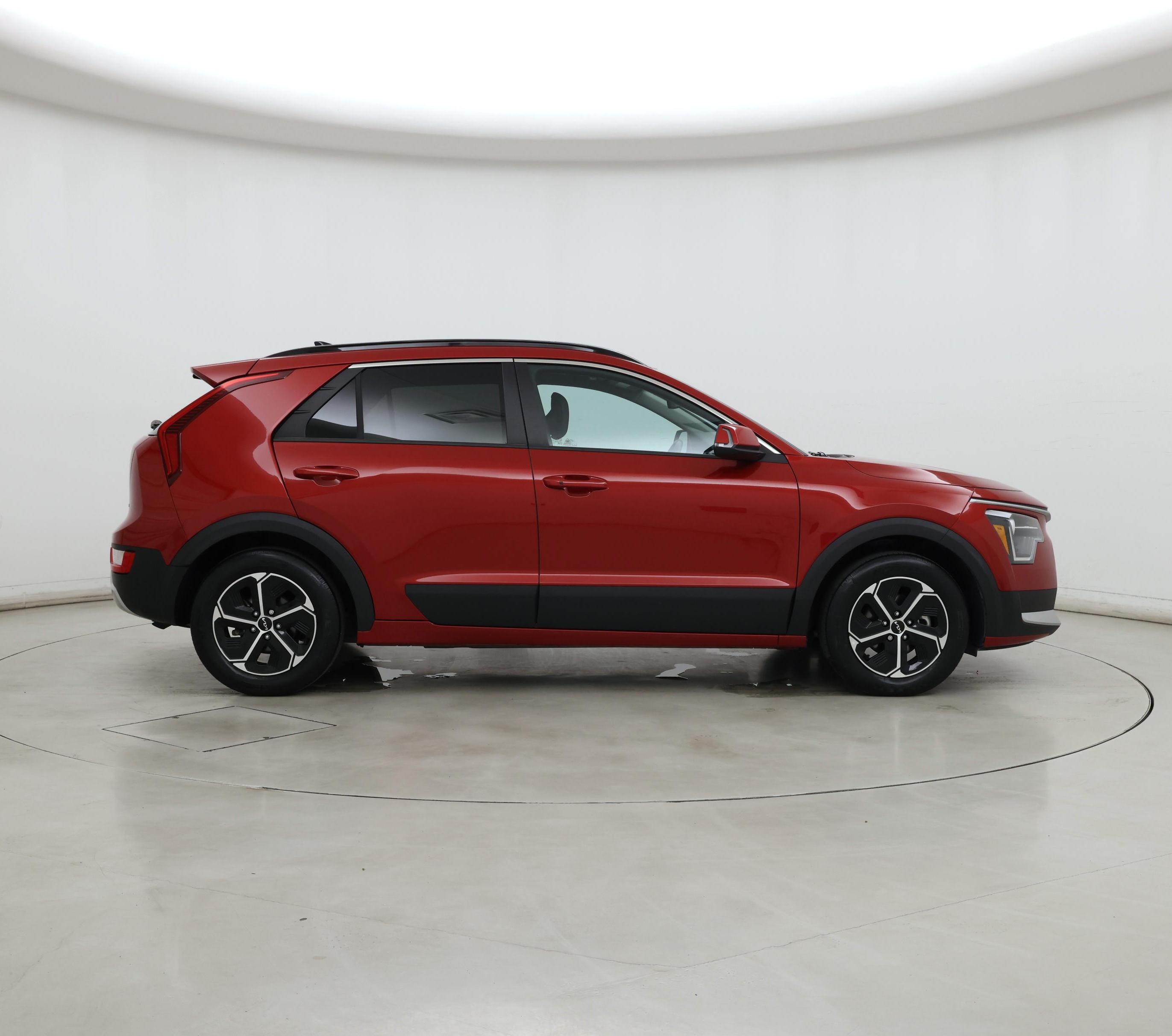 Thumbnail: 2023 Kia Niro - 7