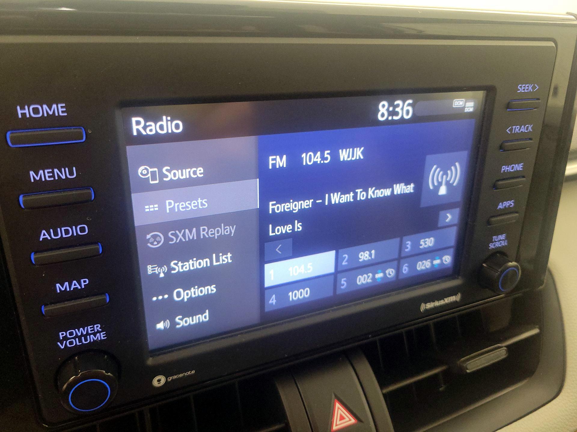 Thumbnail: 2022 Toyota RAV4 - 15