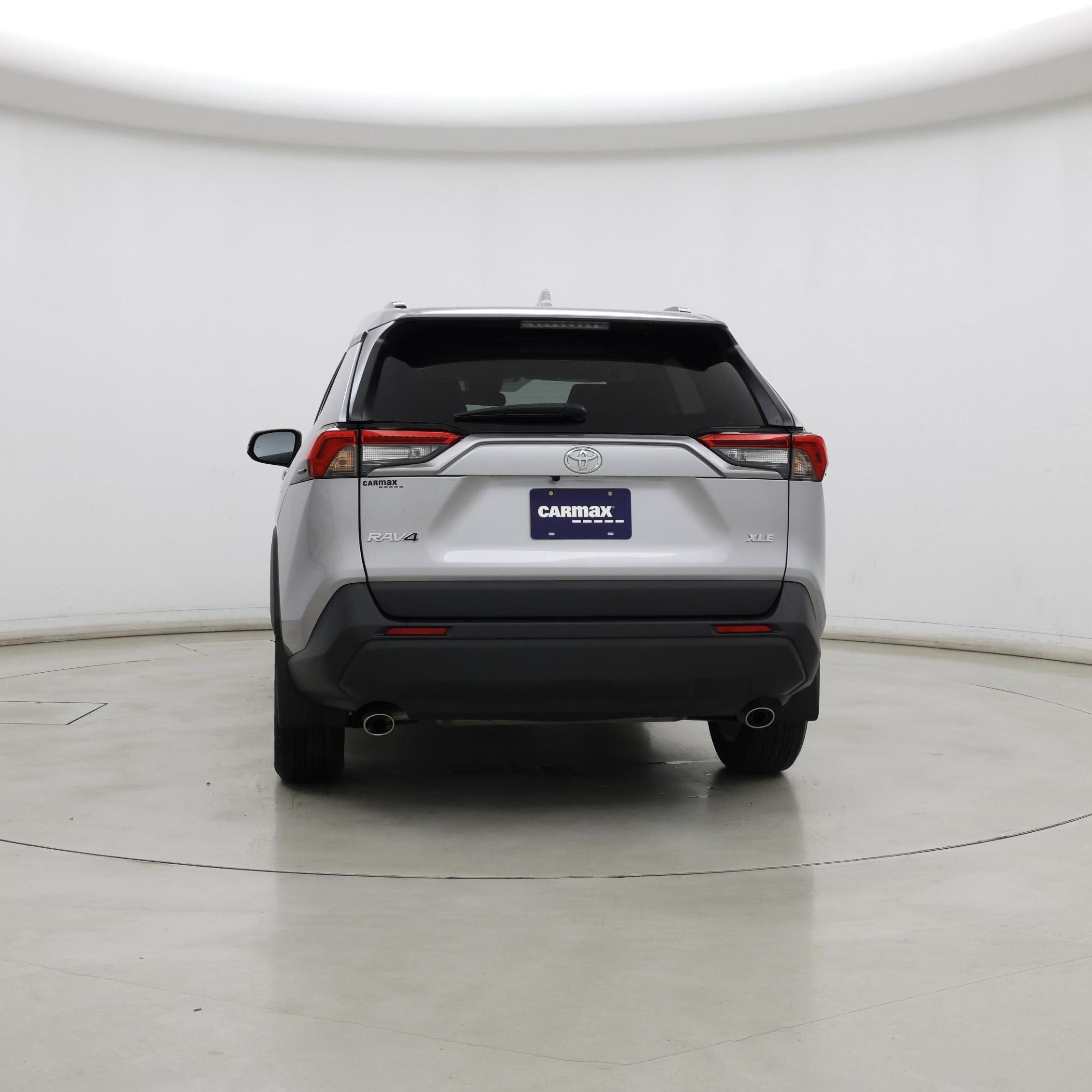 Thumbnail: 2022 Toyota RAV4 - 6