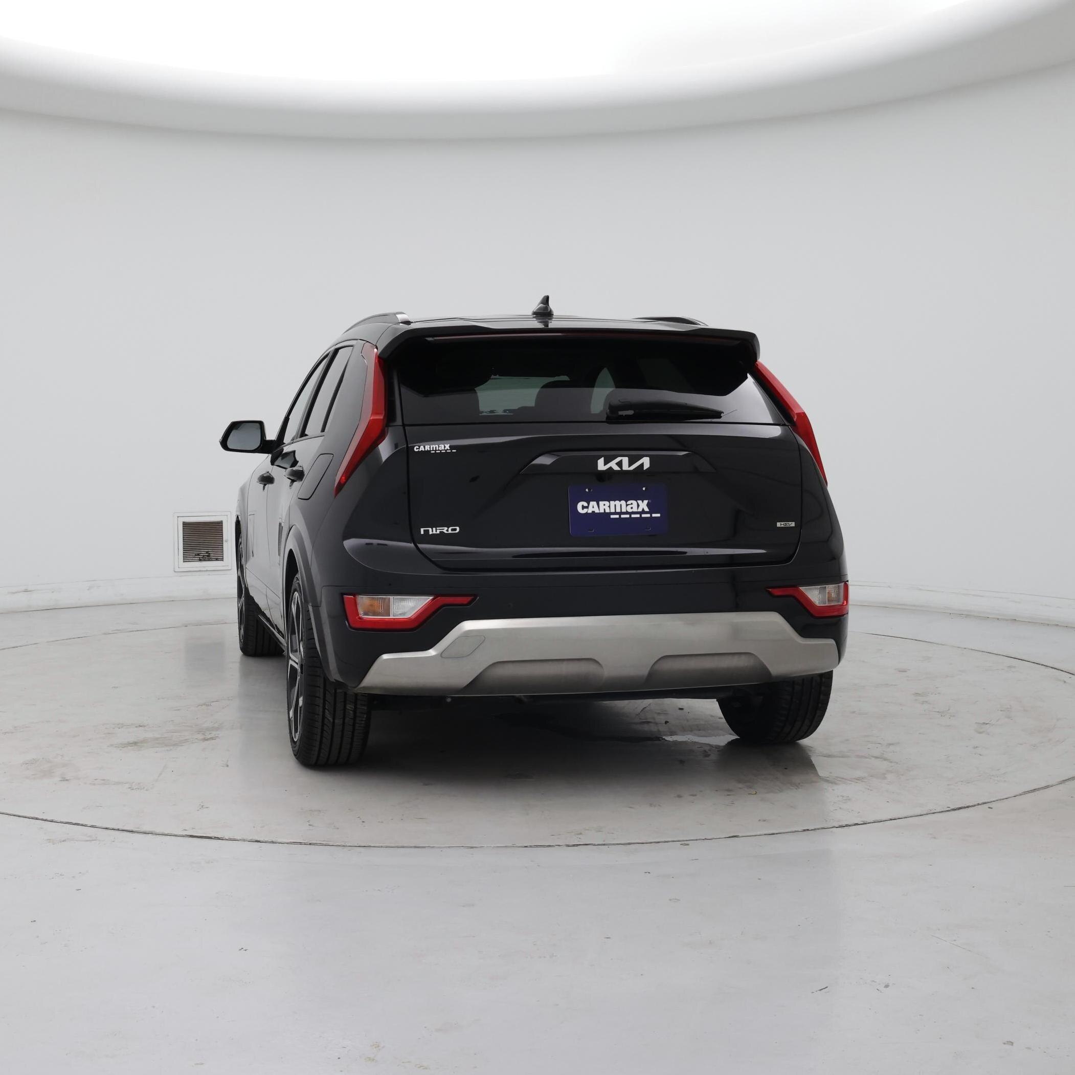 Thumbnail: 2023 Kia Niro - 6