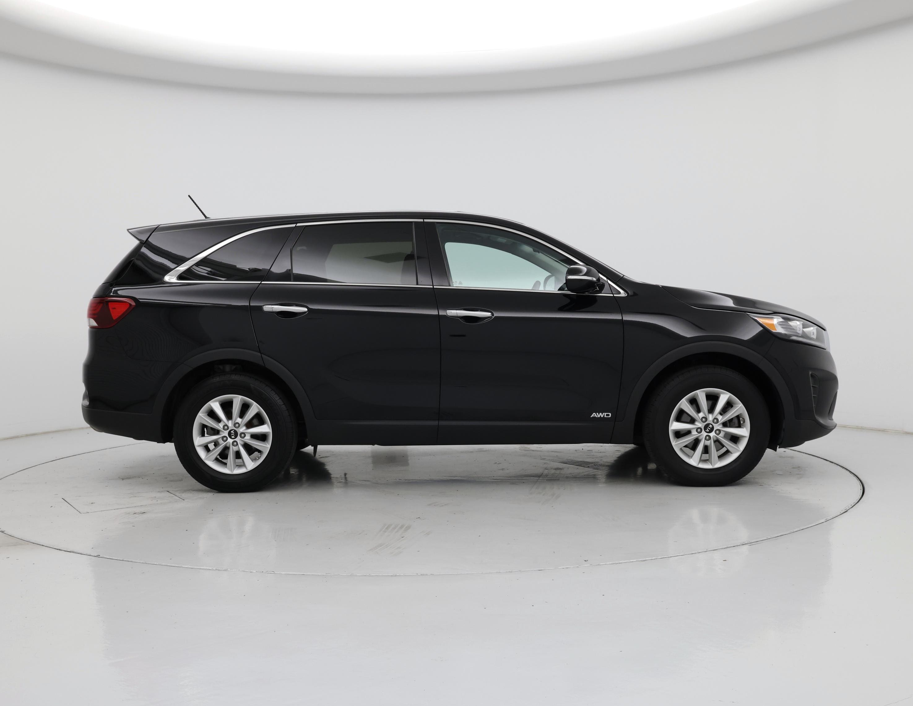 Thumbnail: 2020 Kia Sorento - 7