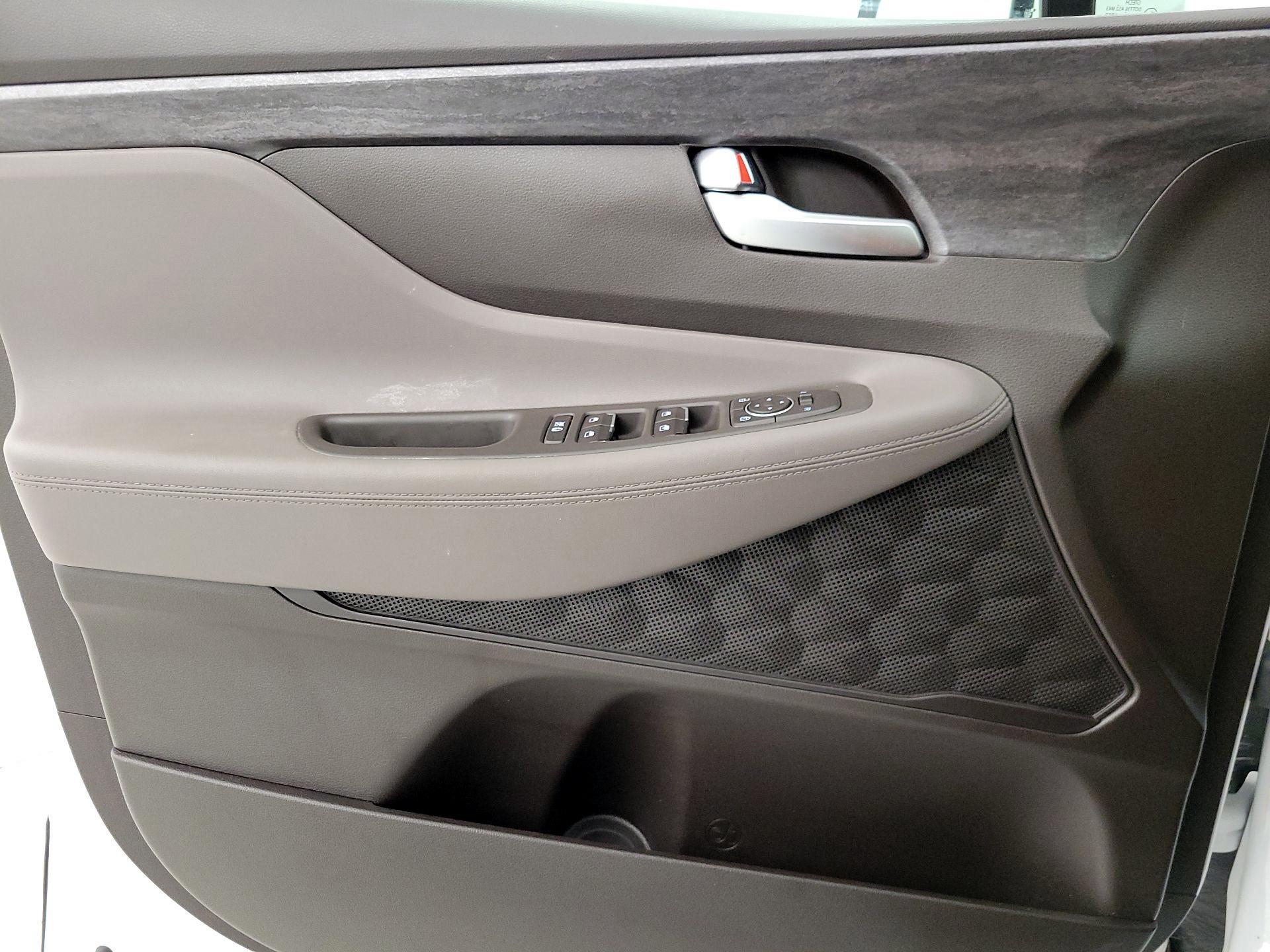 Thumbnail: 2020 Hyundai Santa Fe - 12
