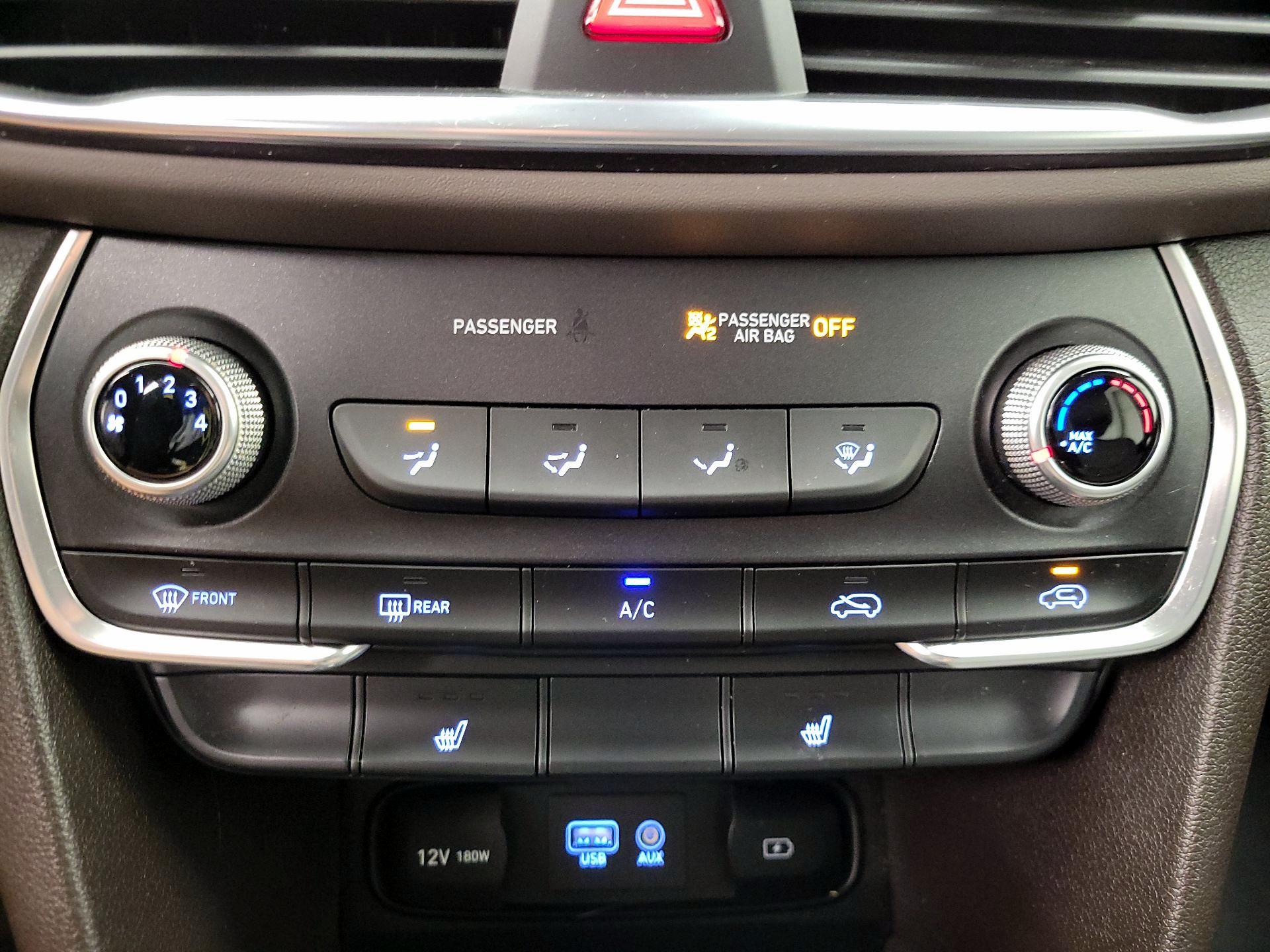 Thumbnail: 2020 Hyundai Santa Fe - 16